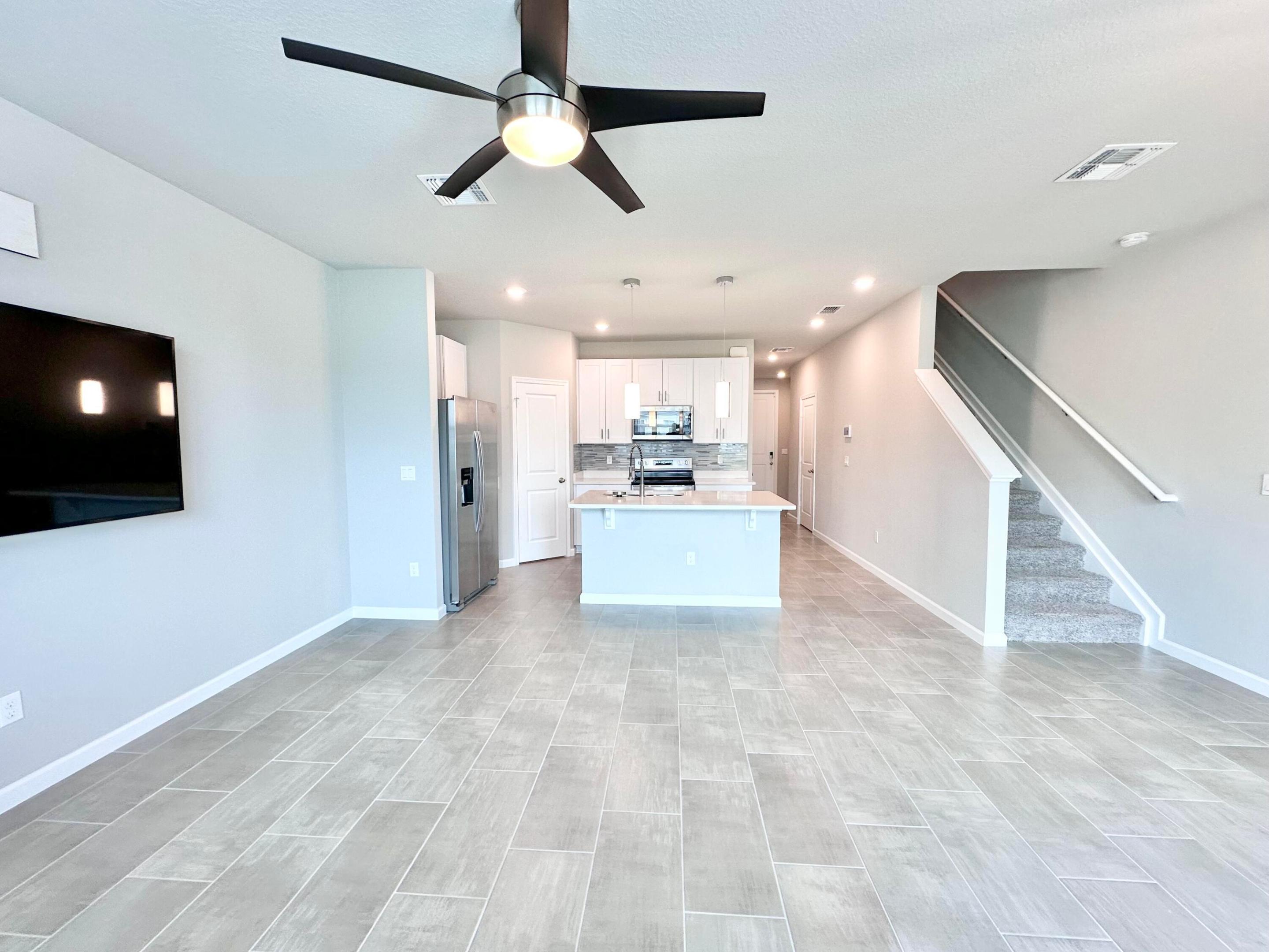 1733 Lindley, West Palm Beach FL 33407