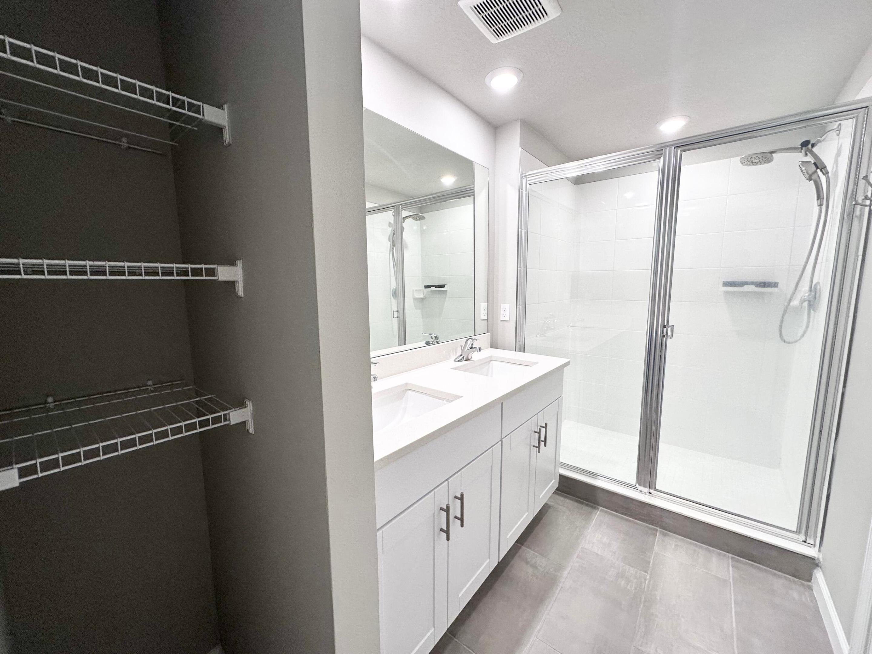 1733 Lindley, West Palm Beach FL 33407