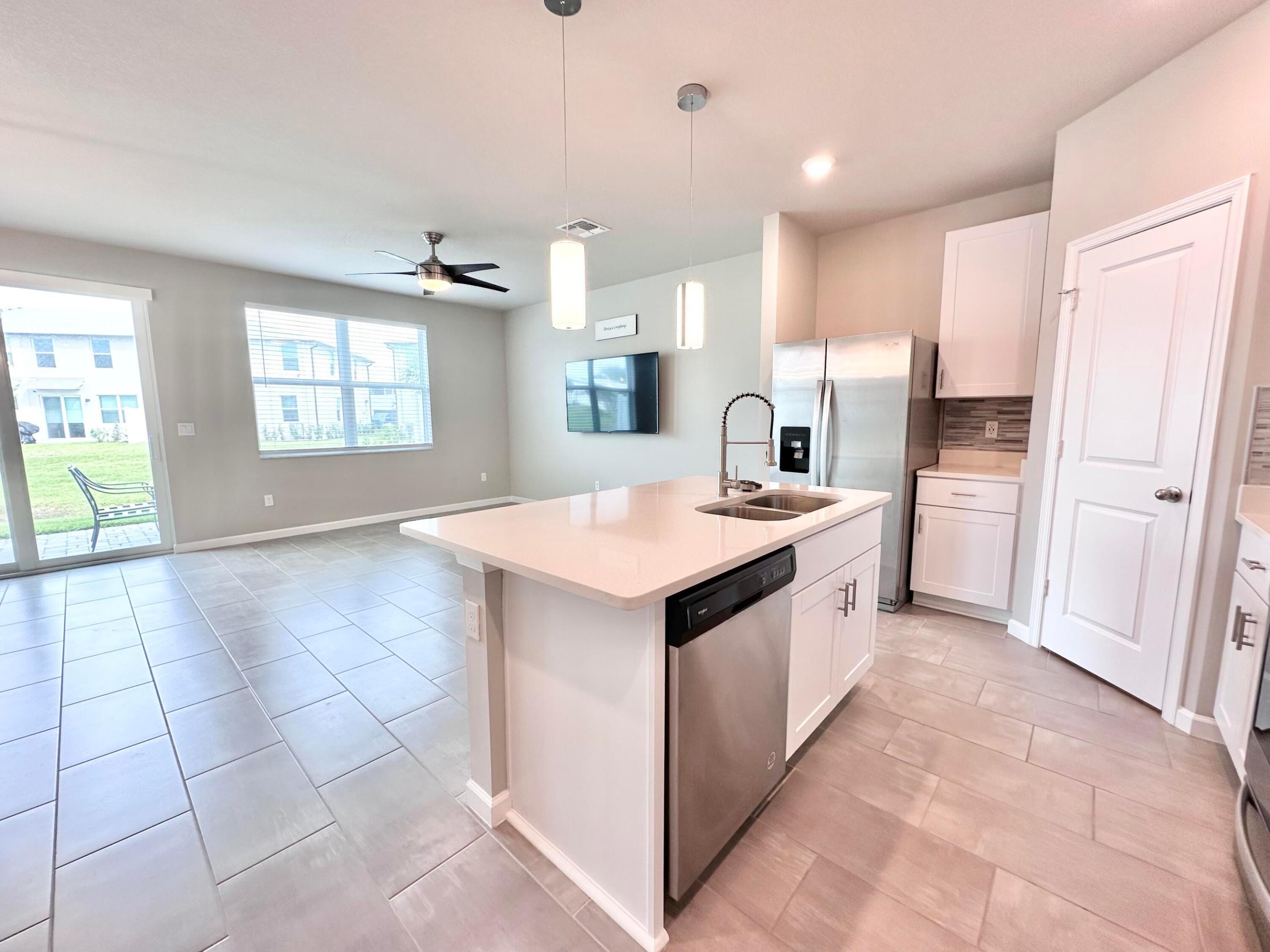 1733 Lindley, West Palm Beach FL 33407