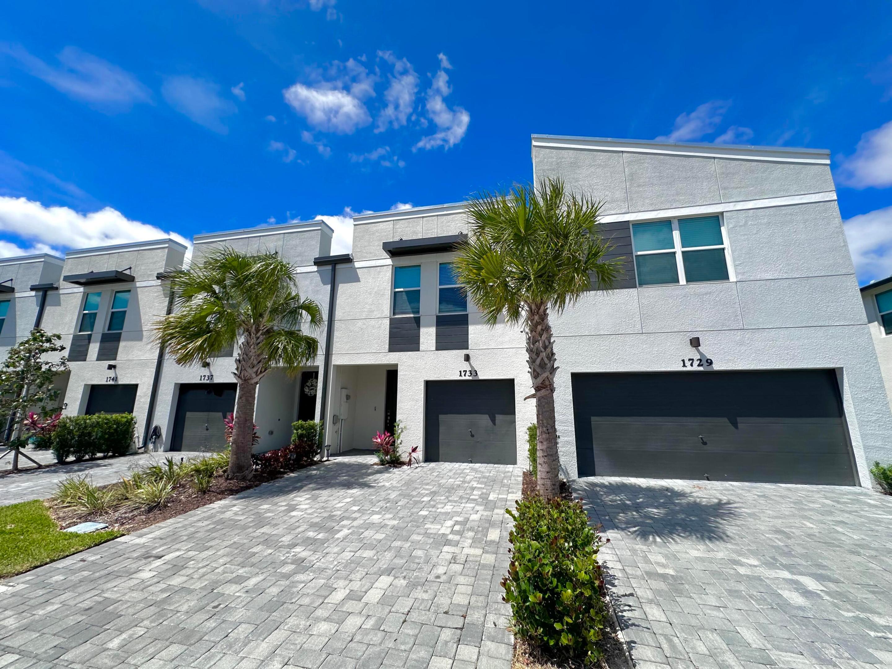 1733 Lindley, West Palm Beach FL 33407
