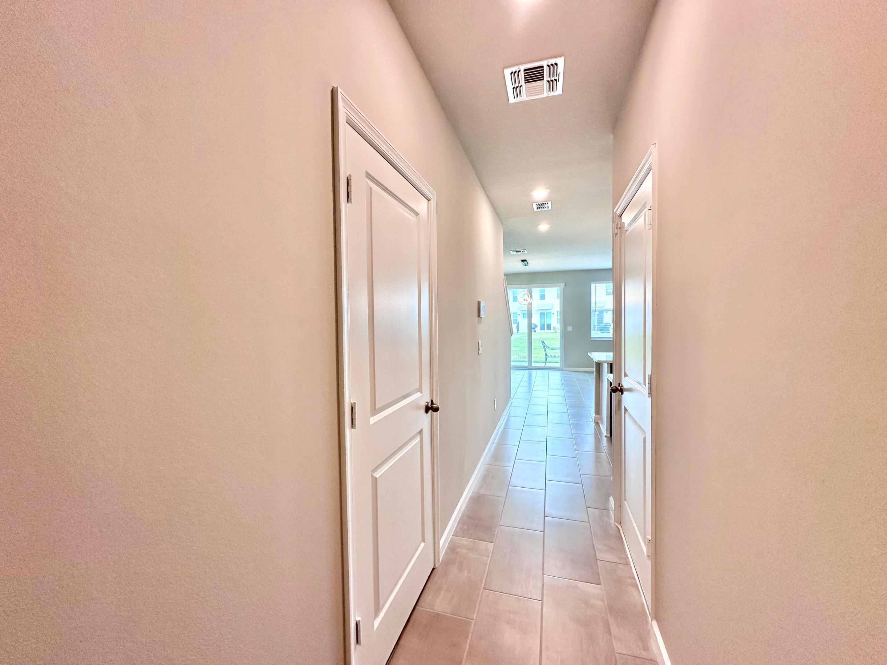 1733 Lindley, West Palm Beach FL 33407