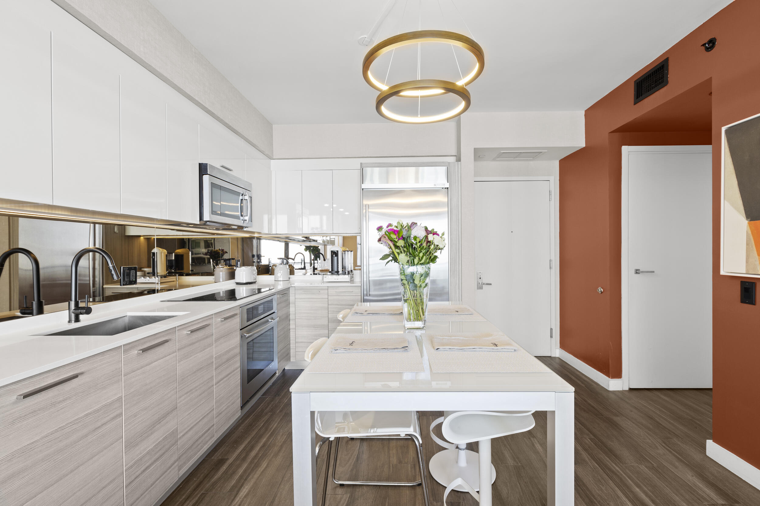 1300 BRICKELL BAY #2105, Miami FL 33131