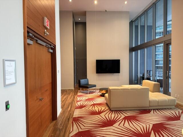 1300 BRICKELL BAY #2105, Miami FL 33131