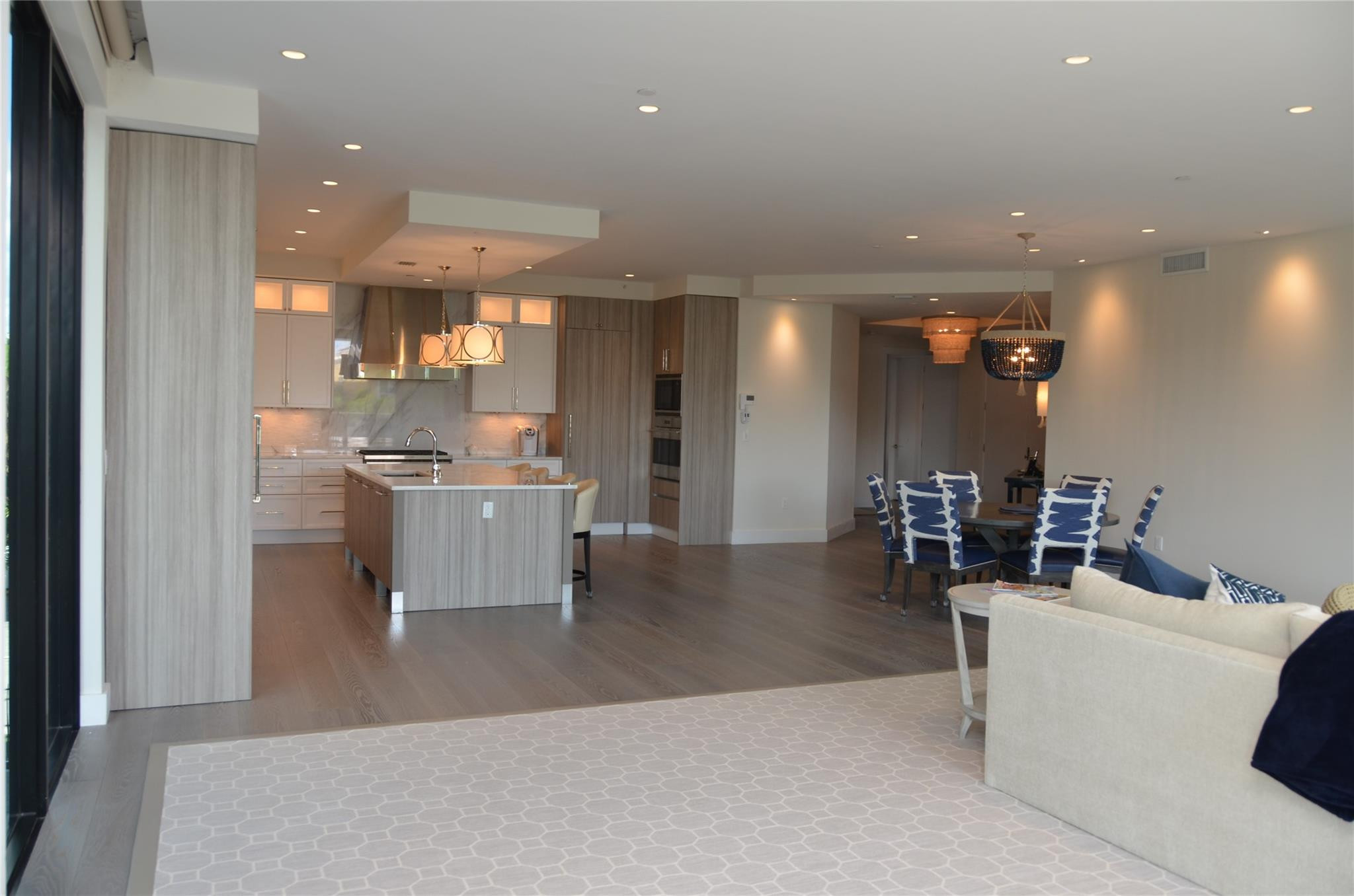 80 HENDRICKS #302, Fort Lauderdale FL 33301