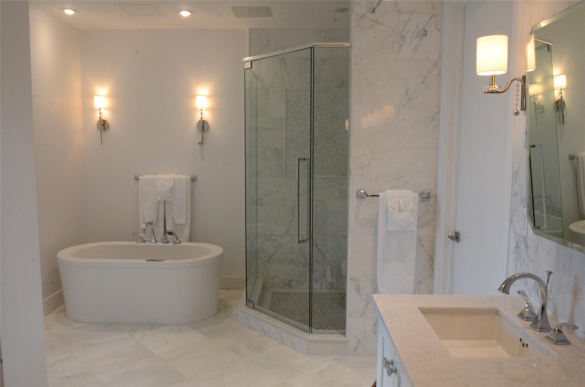 80 HENDRICKS #302, Fort Lauderdale FL 33301