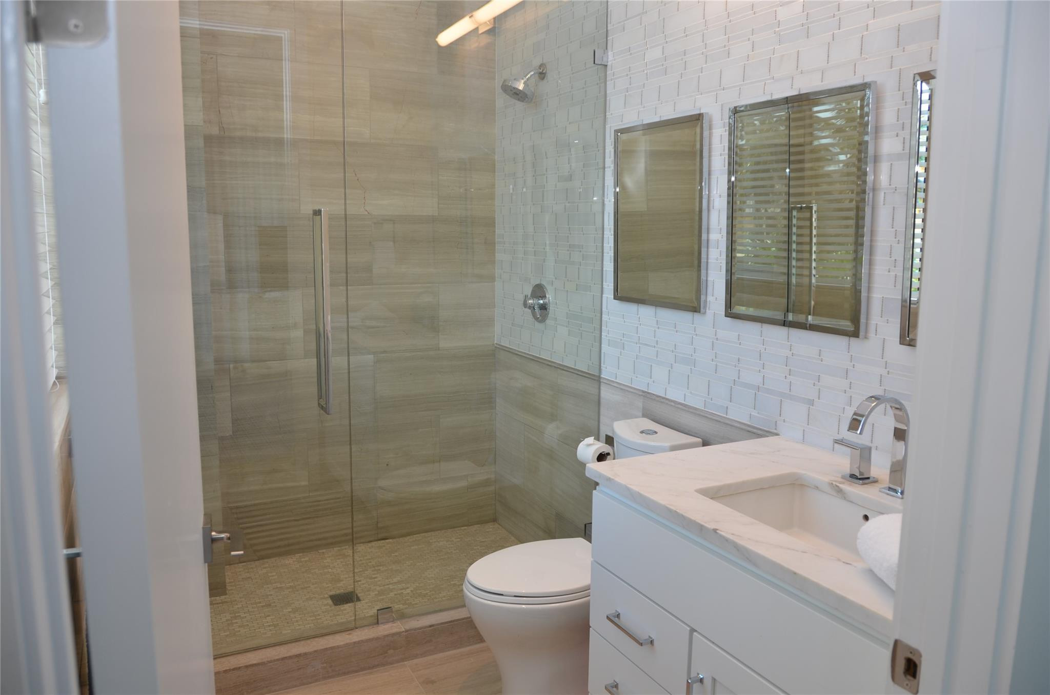 80 HENDRICKS #302, Fort Lauderdale FL 33301