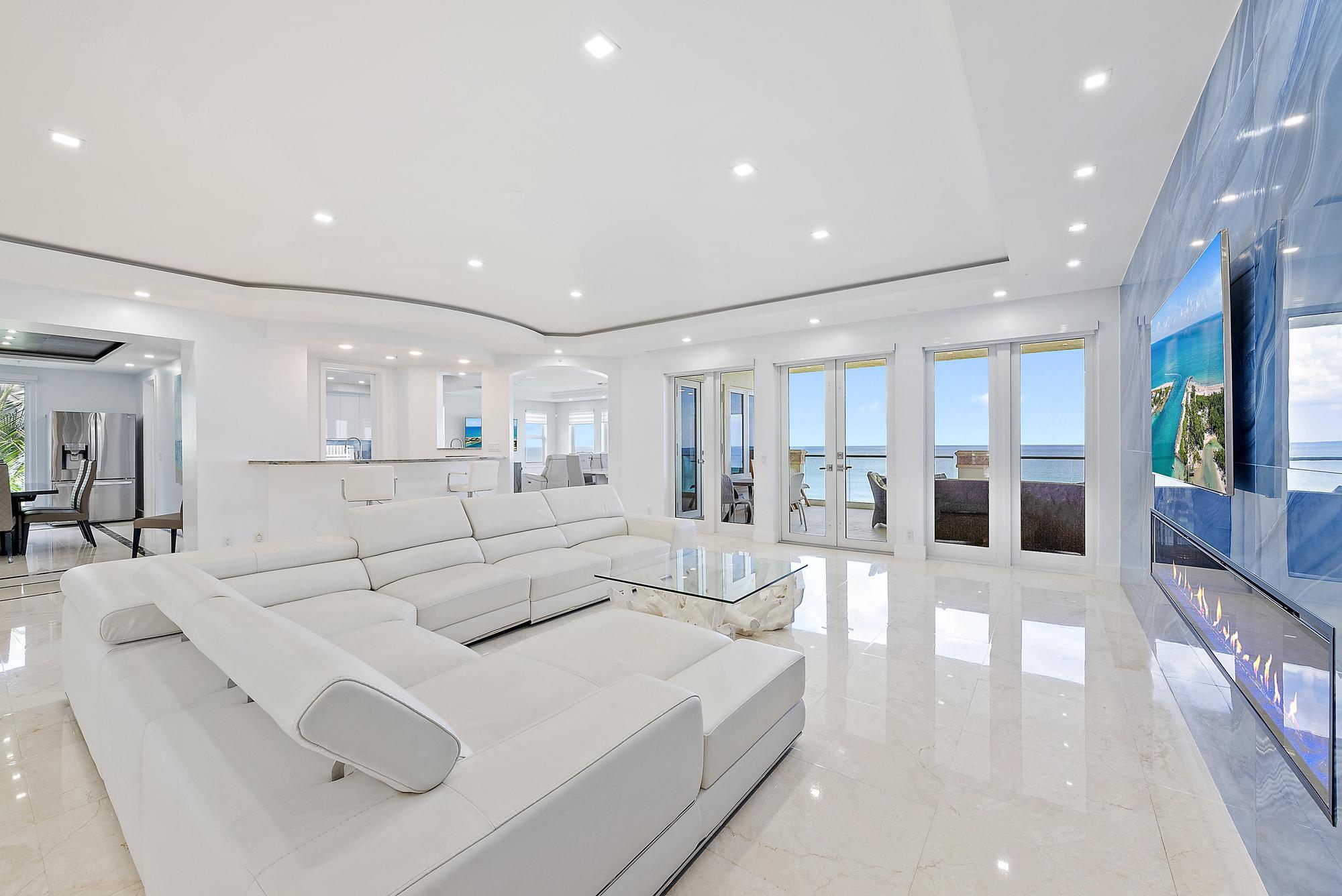 2070 N Ocean #PH4, Boca Raton FL 33431