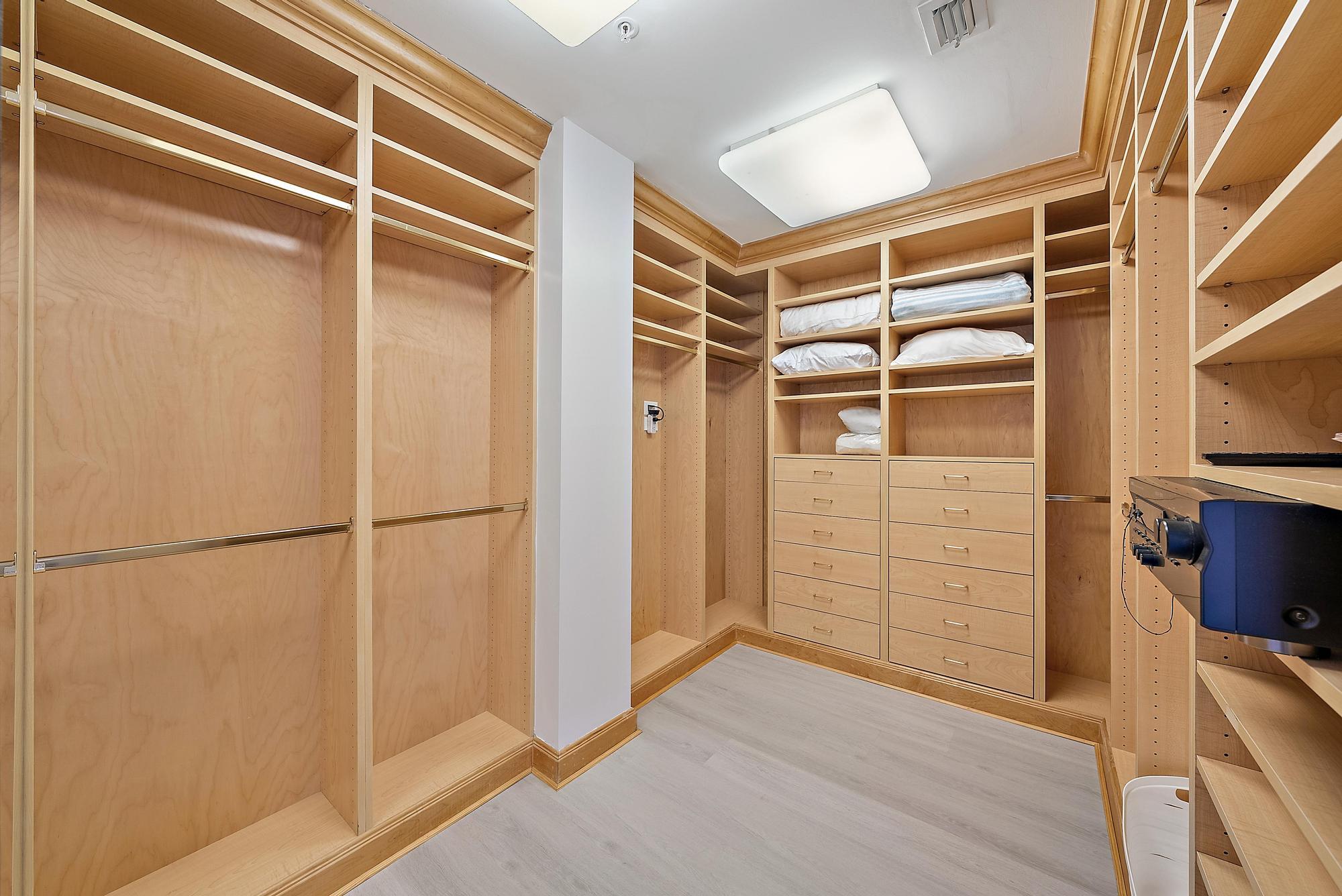 2070 N Ocean #PH4, Boca Raton FL 33431