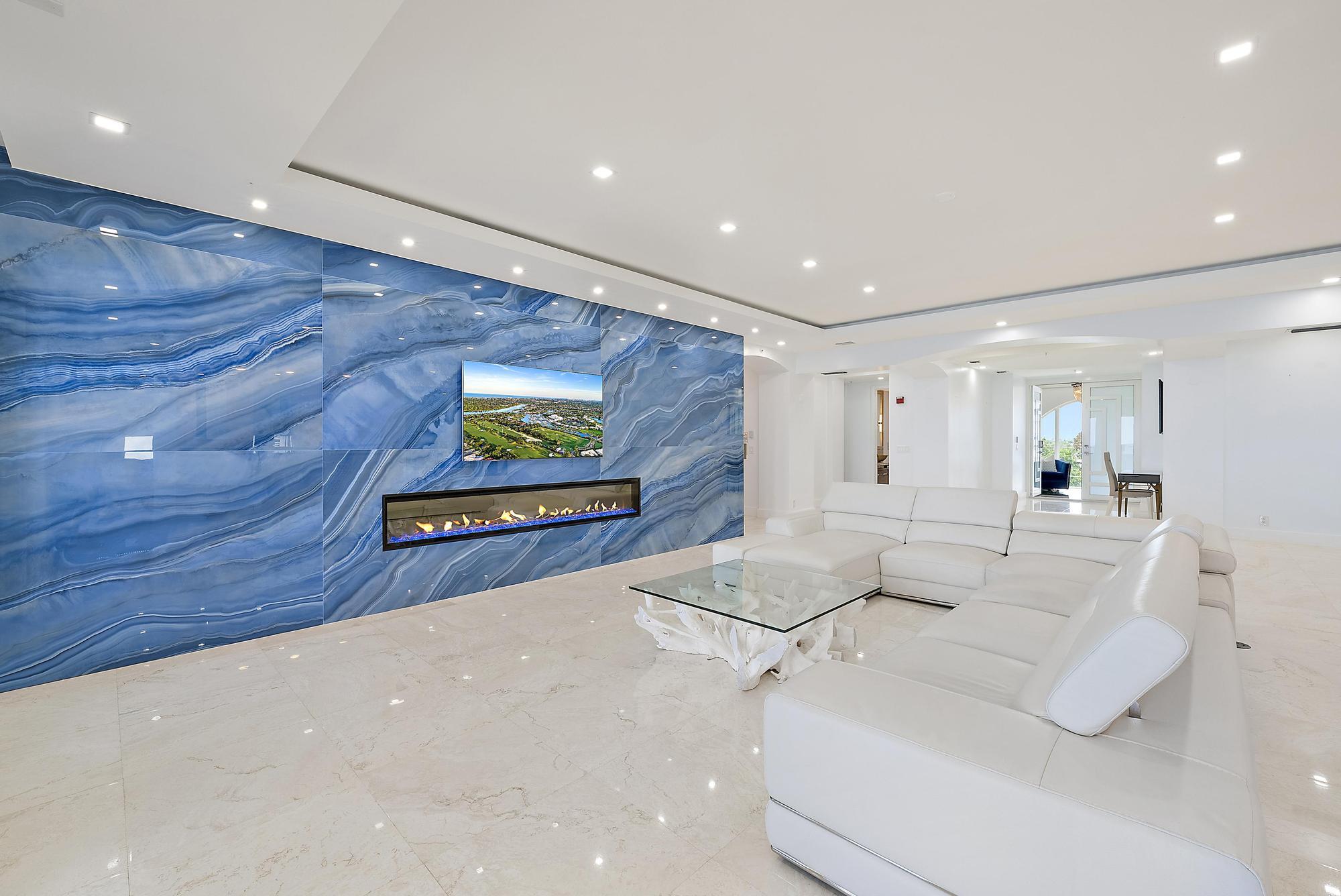 2070 N Ocean #PH4, Boca Raton FL 33431