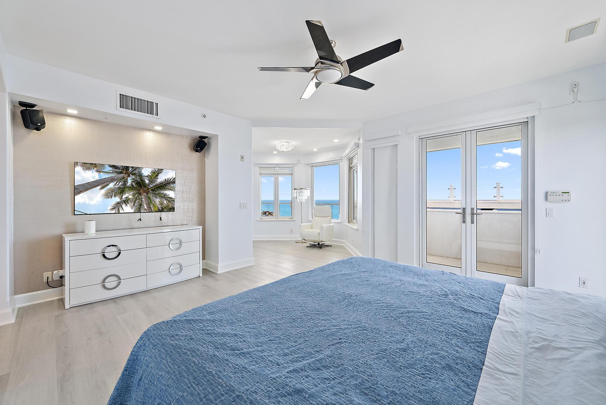 2070 N Ocean #PH4, Boca Raton FL 33431