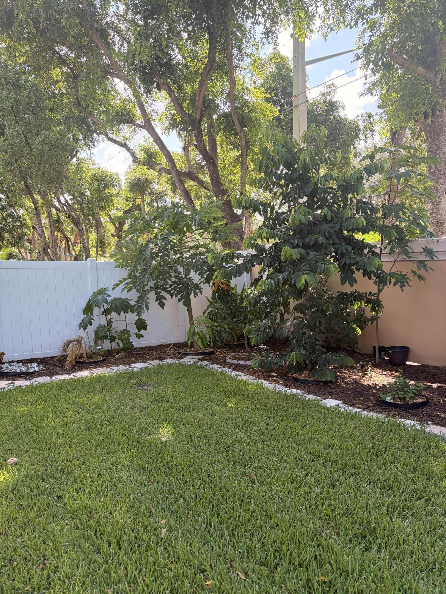 3357 COMMODORE, West Palm Beach FL 33411