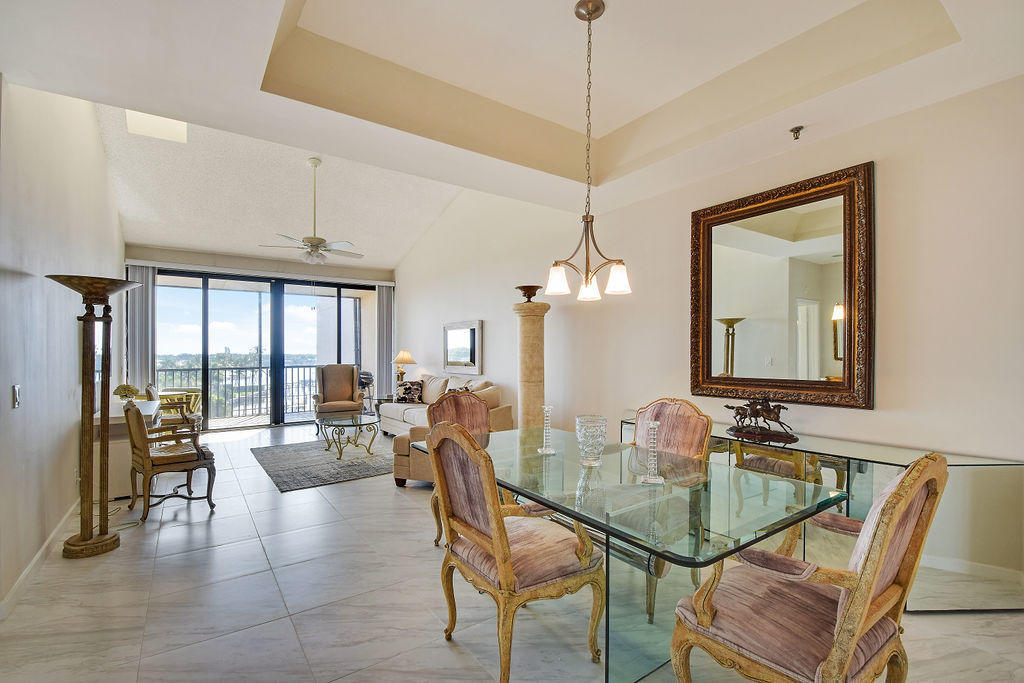 11370 Twelve Oaks #614, North Palm Beach FL 33408