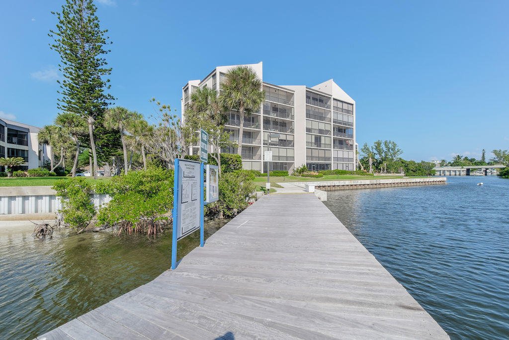 11370 Twelve Oaks #614, North Palm Beach FL 33408