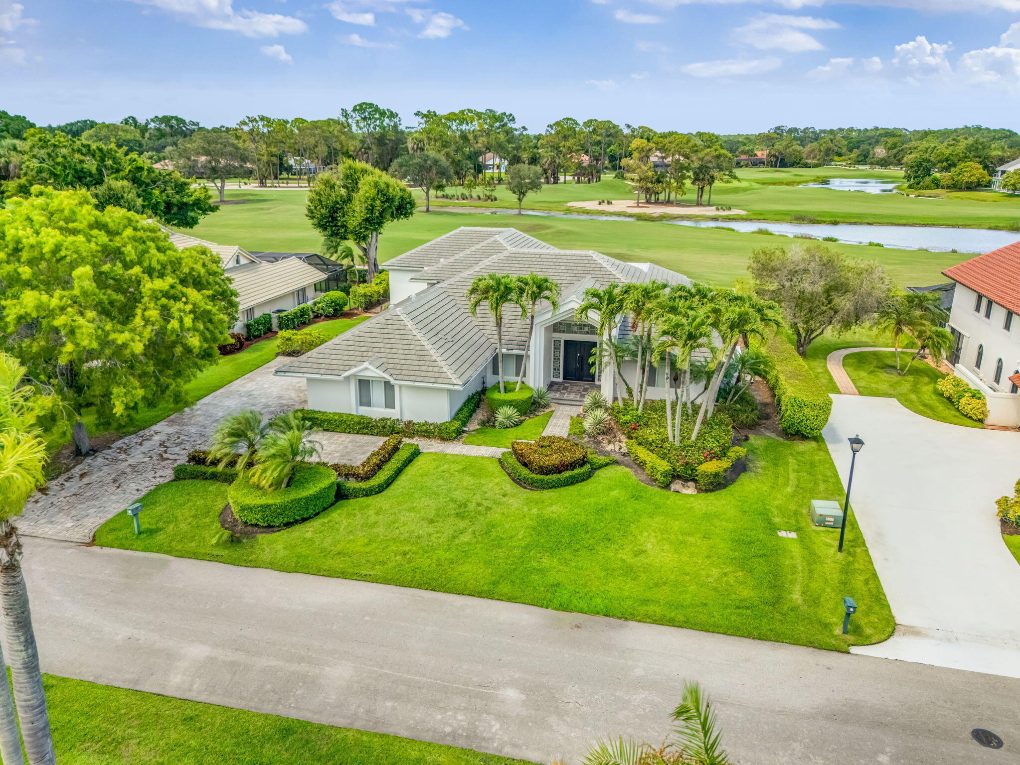 11 MARLWOOD, Palm Beach Gardens FL 33418