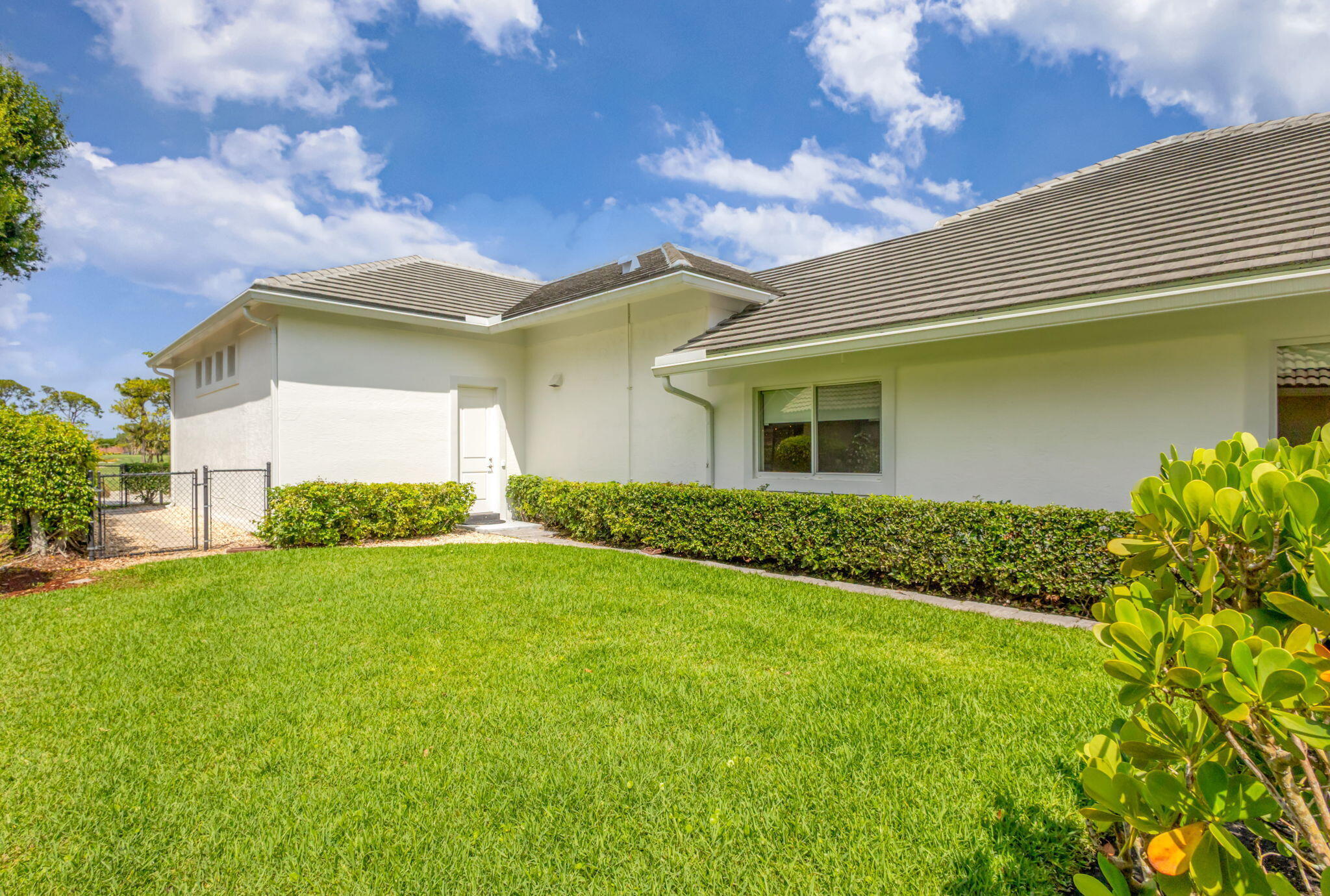 11 MARLWOOD, Palm Beach Gardens FL 33418