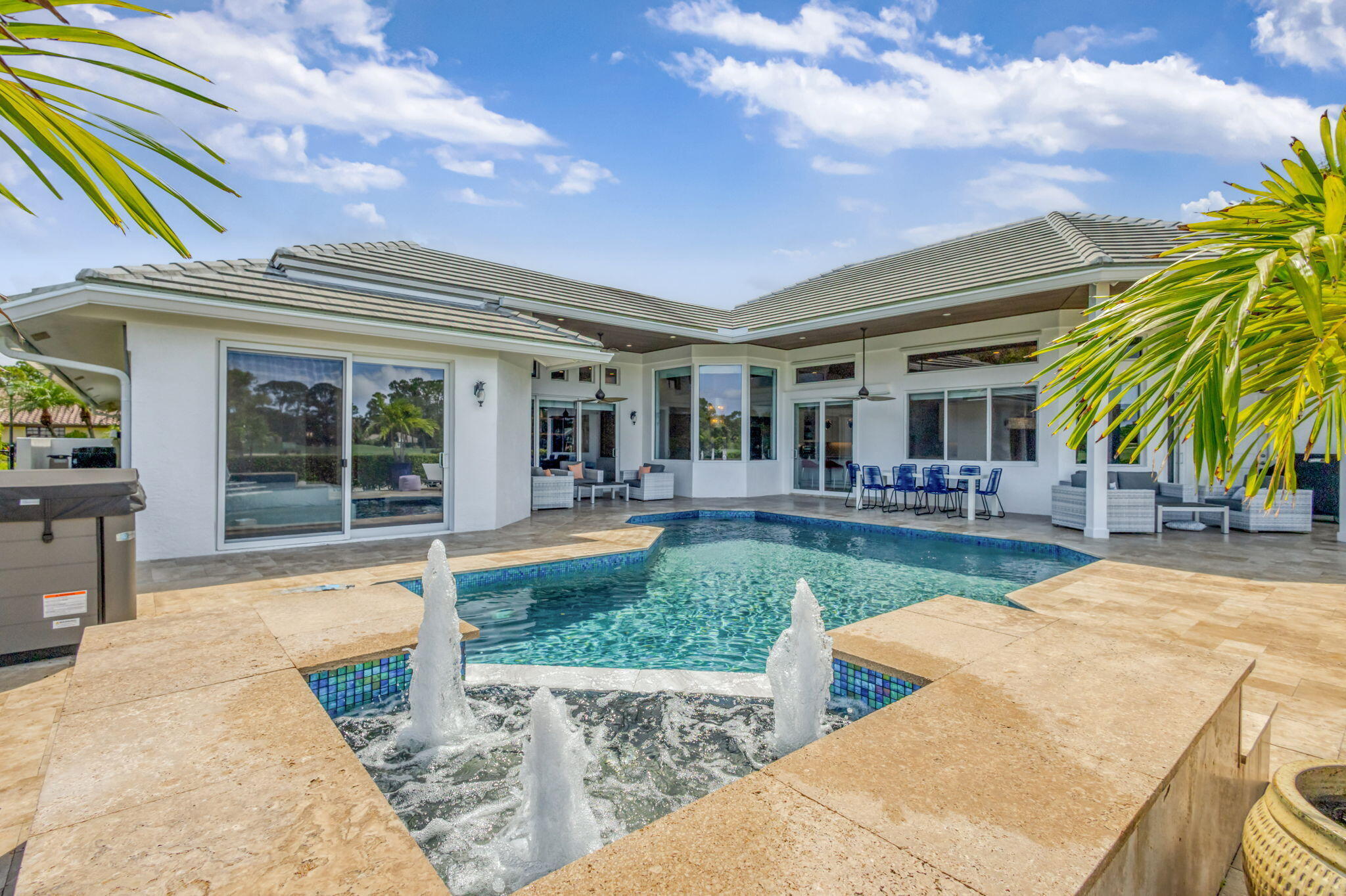11 MARLWOOD, Palm Beach Gardens FL 33418