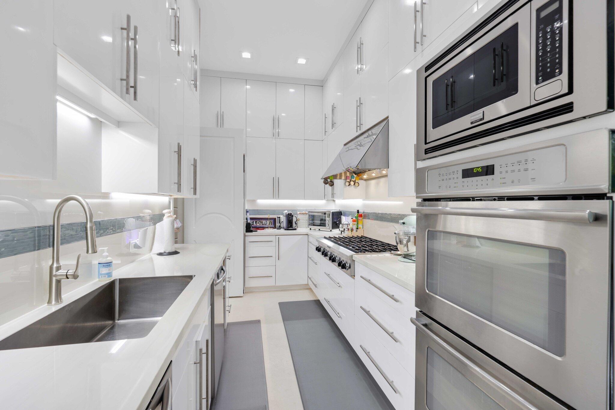 12 Sylvan, Fort Lauderdale FL 33316