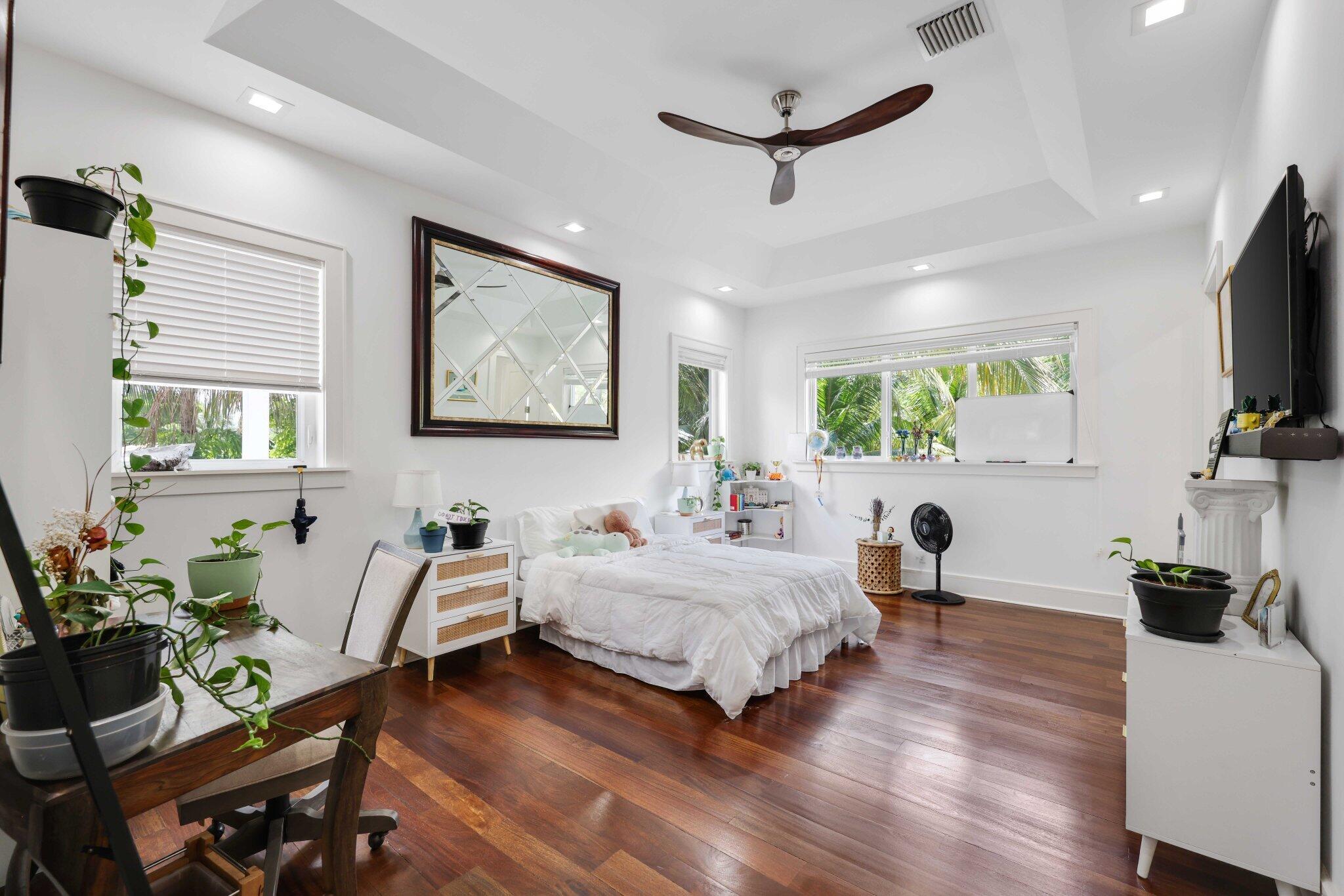 12 Sylvan, Fort Lauderdale FL 33316