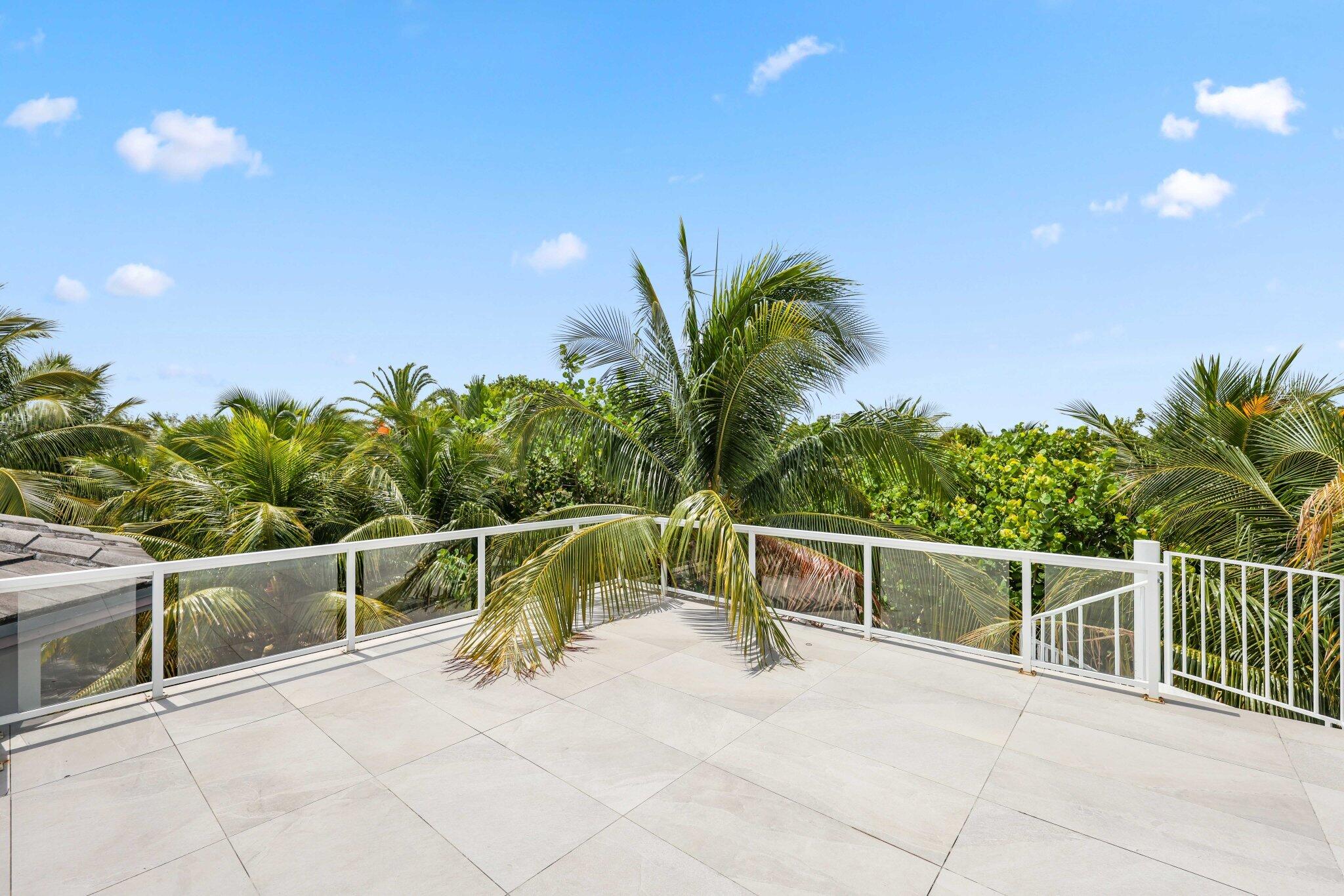 12 Sylvan, Fort Lauderdale FL 33316