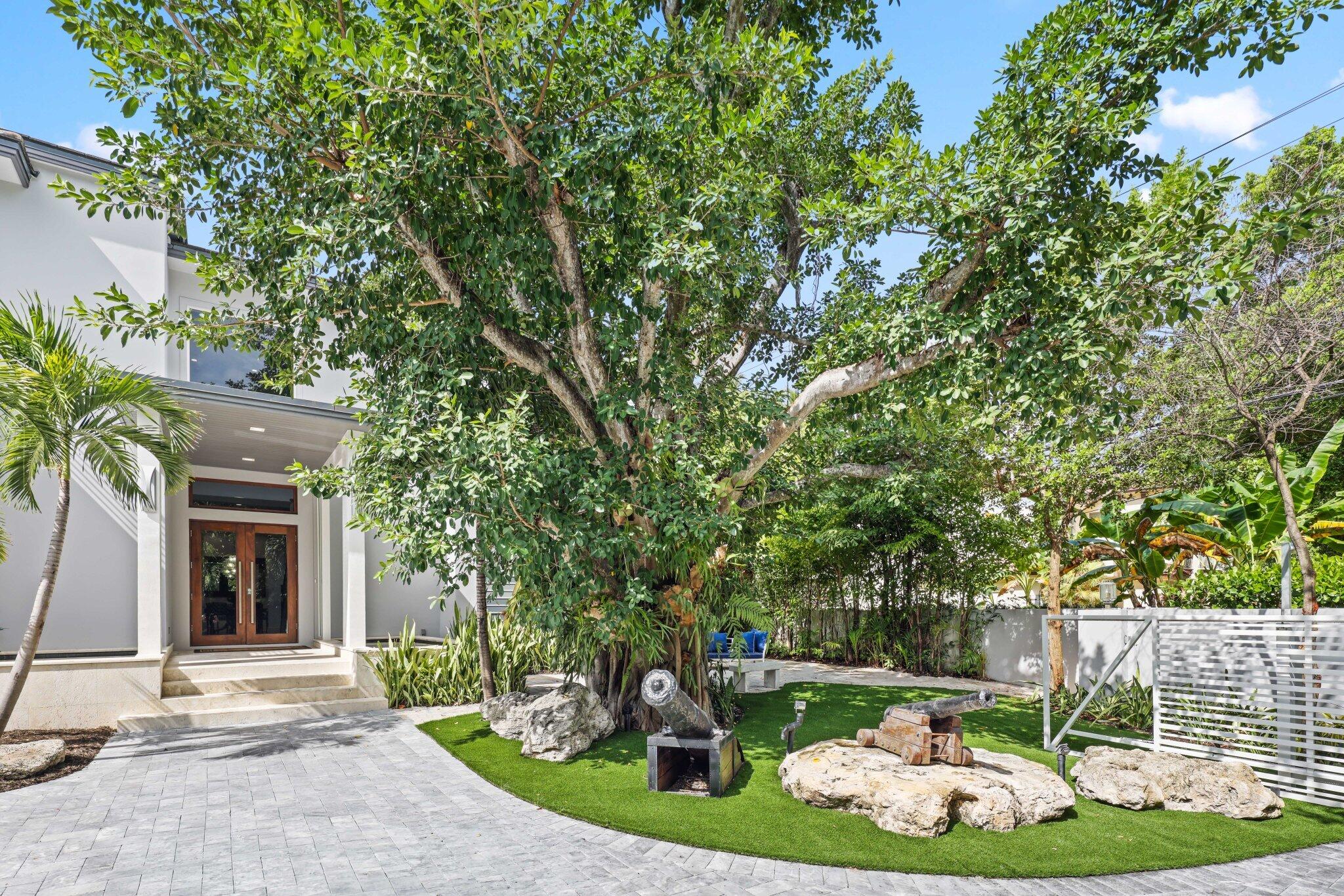 12 Sylvan, Fort Lauderdale FL 33316