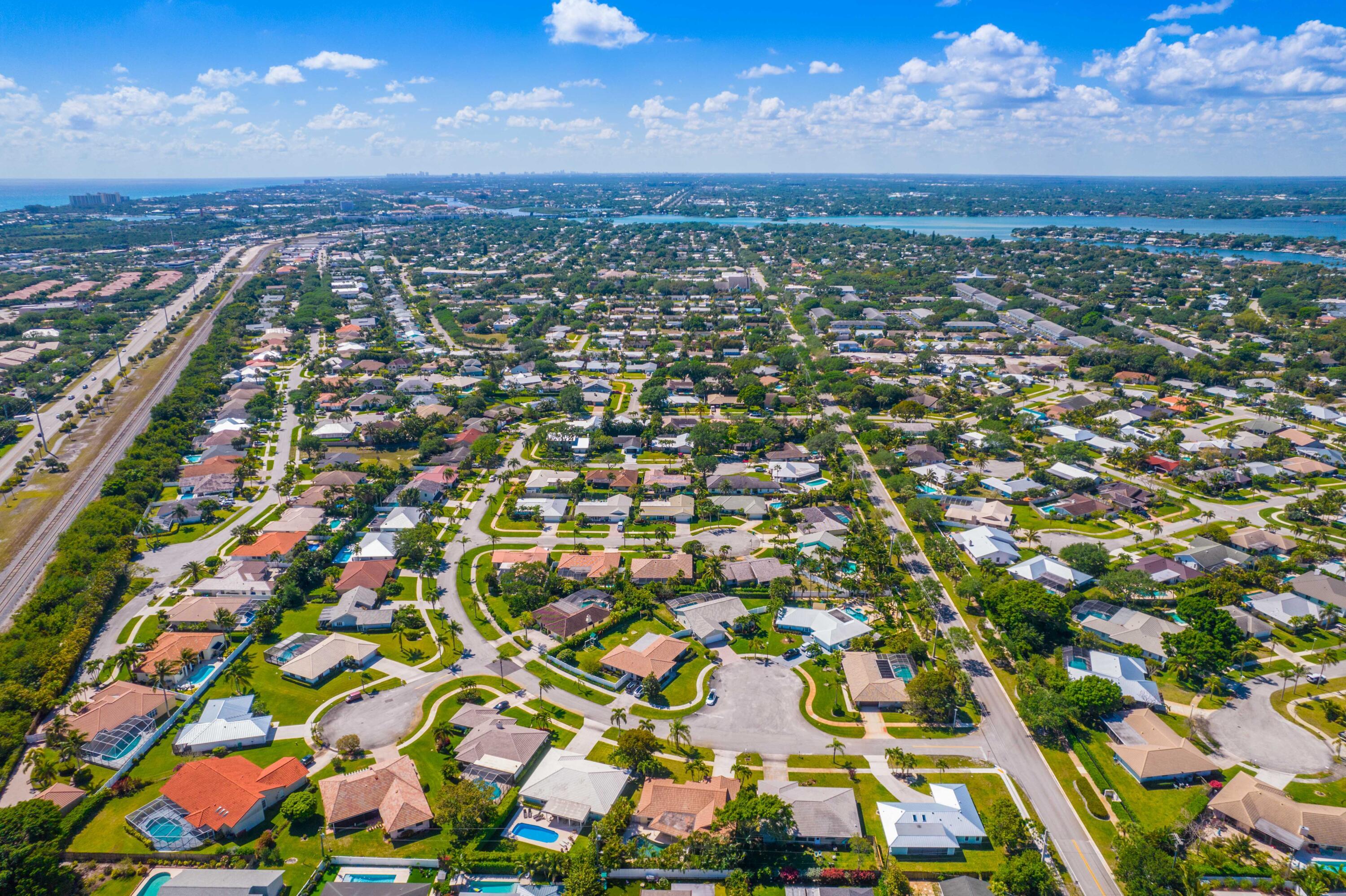 88 Pinehill, Tequesta FL 33469