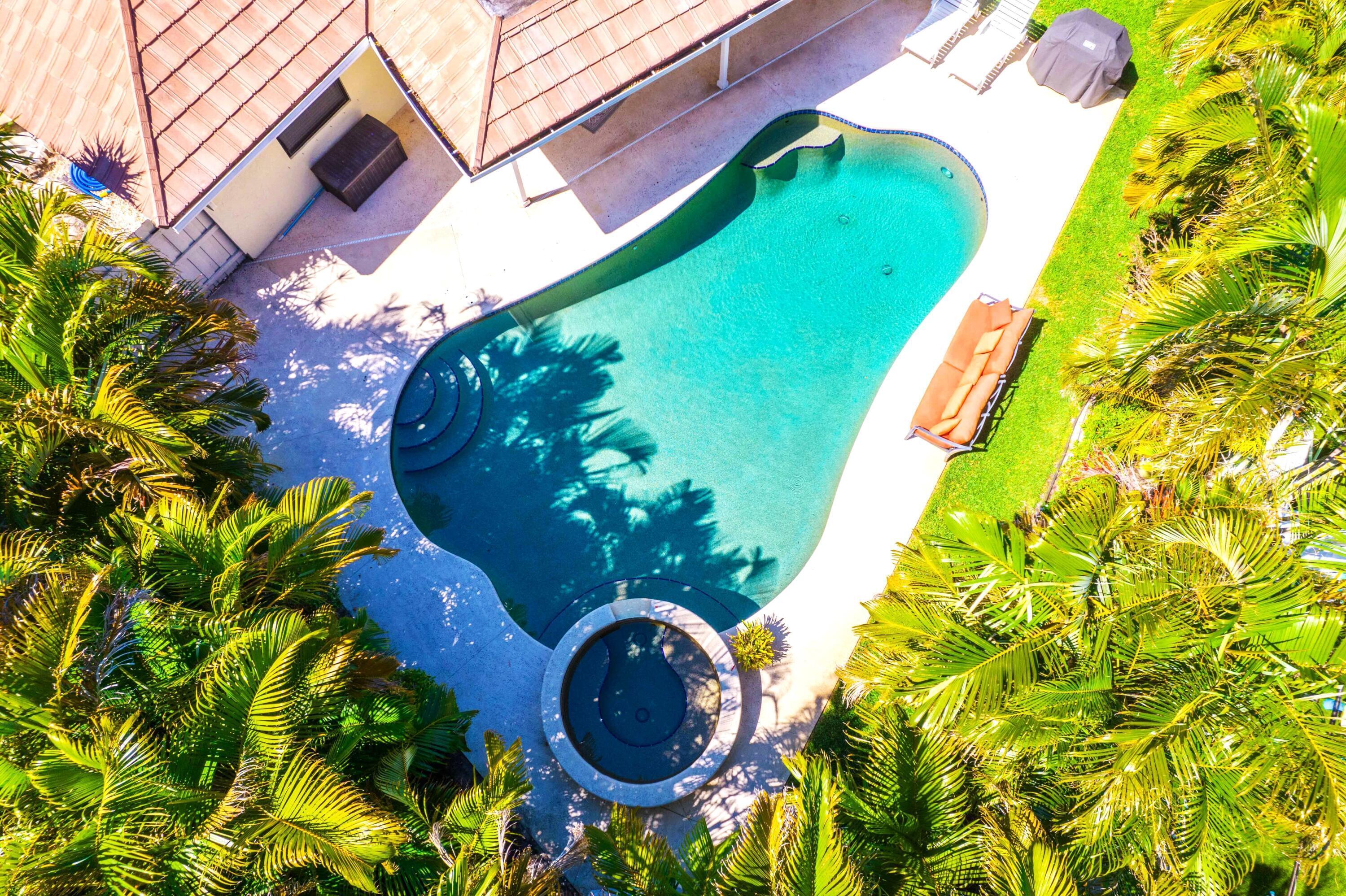 88 Pinehill, Tequesta FL 33469