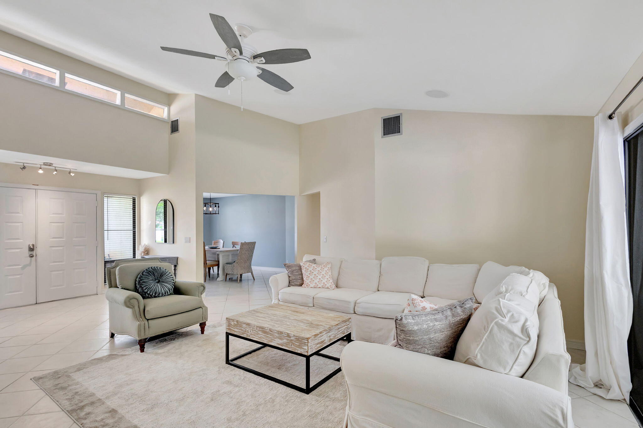 88 Pinehill, Tequesta FL 33469
