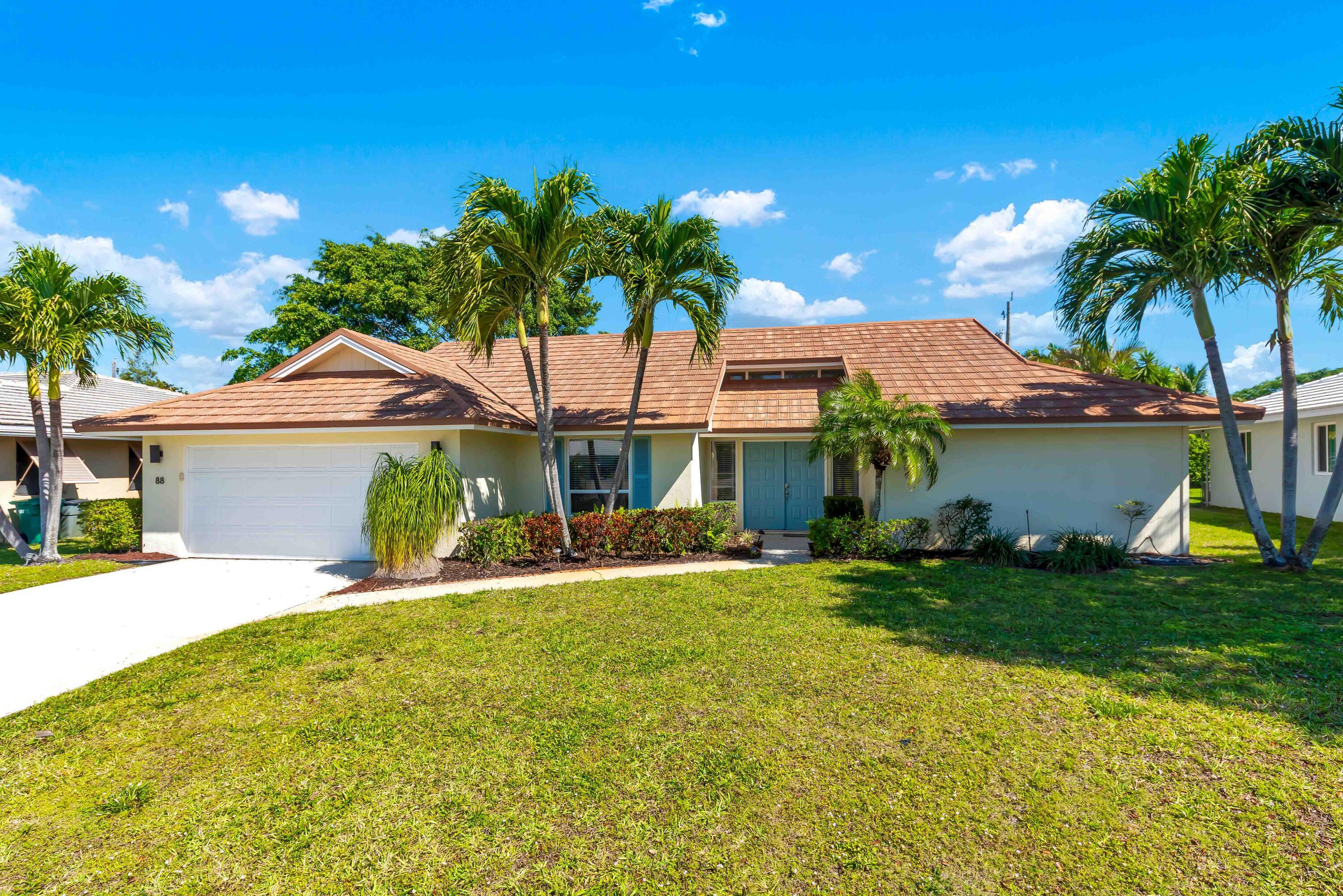 88 Pinehill, Tequesta FL 33469