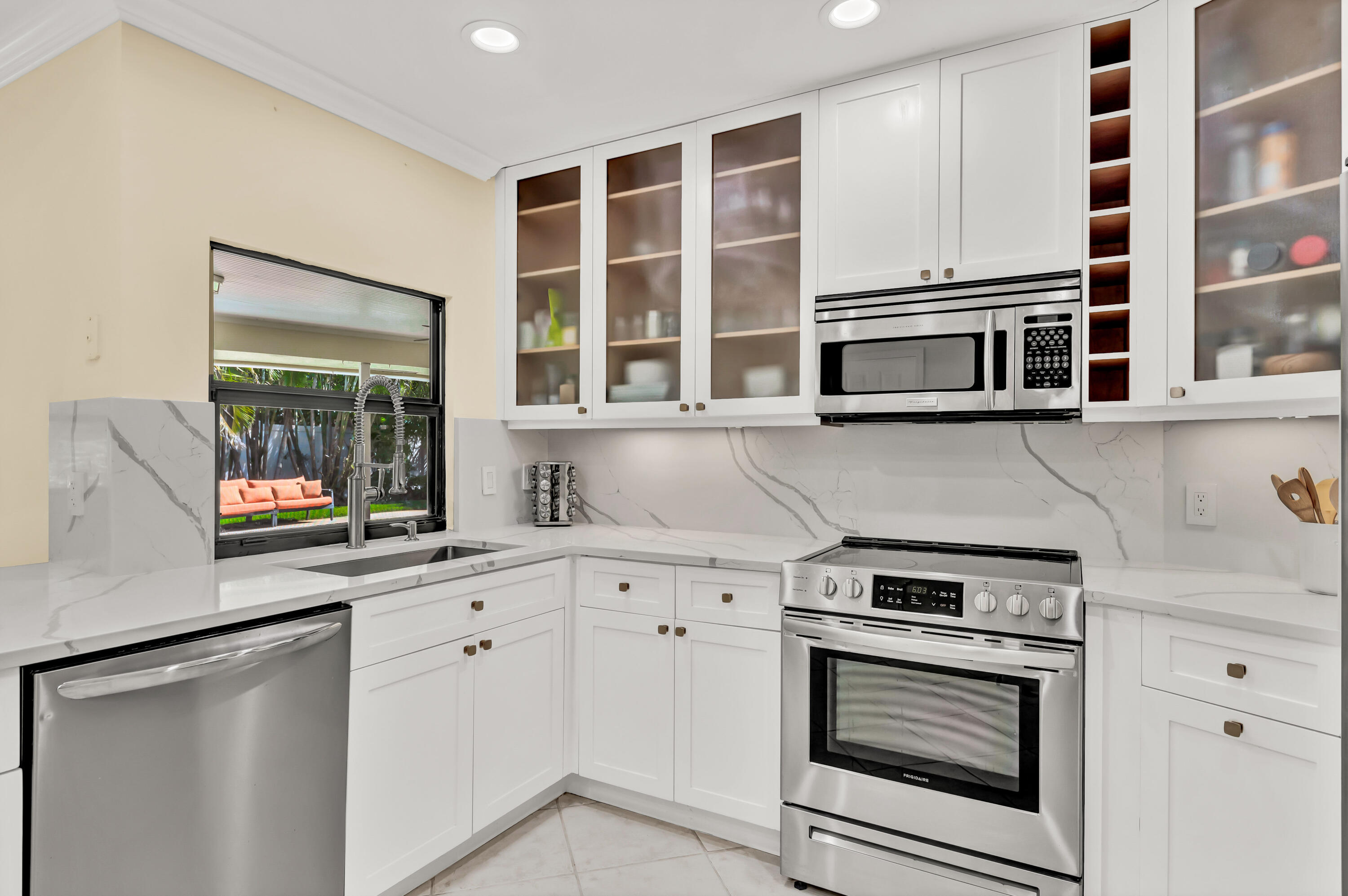 88 Pinehill, Tequesta FL 33469
