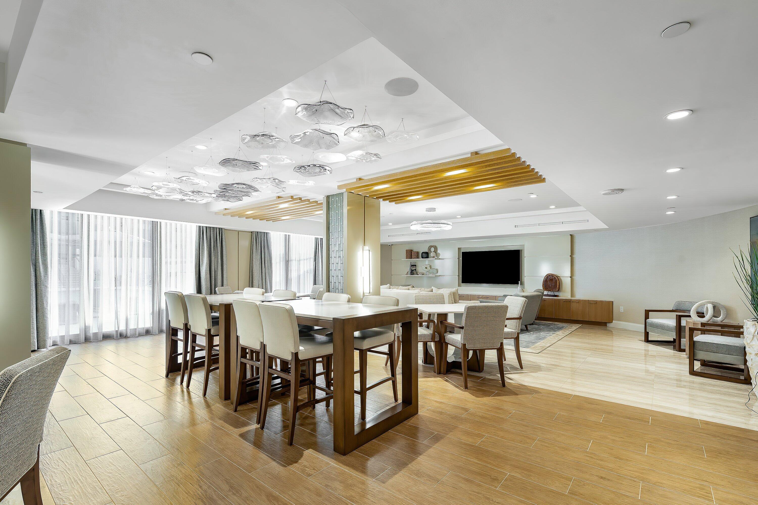 250 S OCEAN #8F, Boca Raton FL 33432