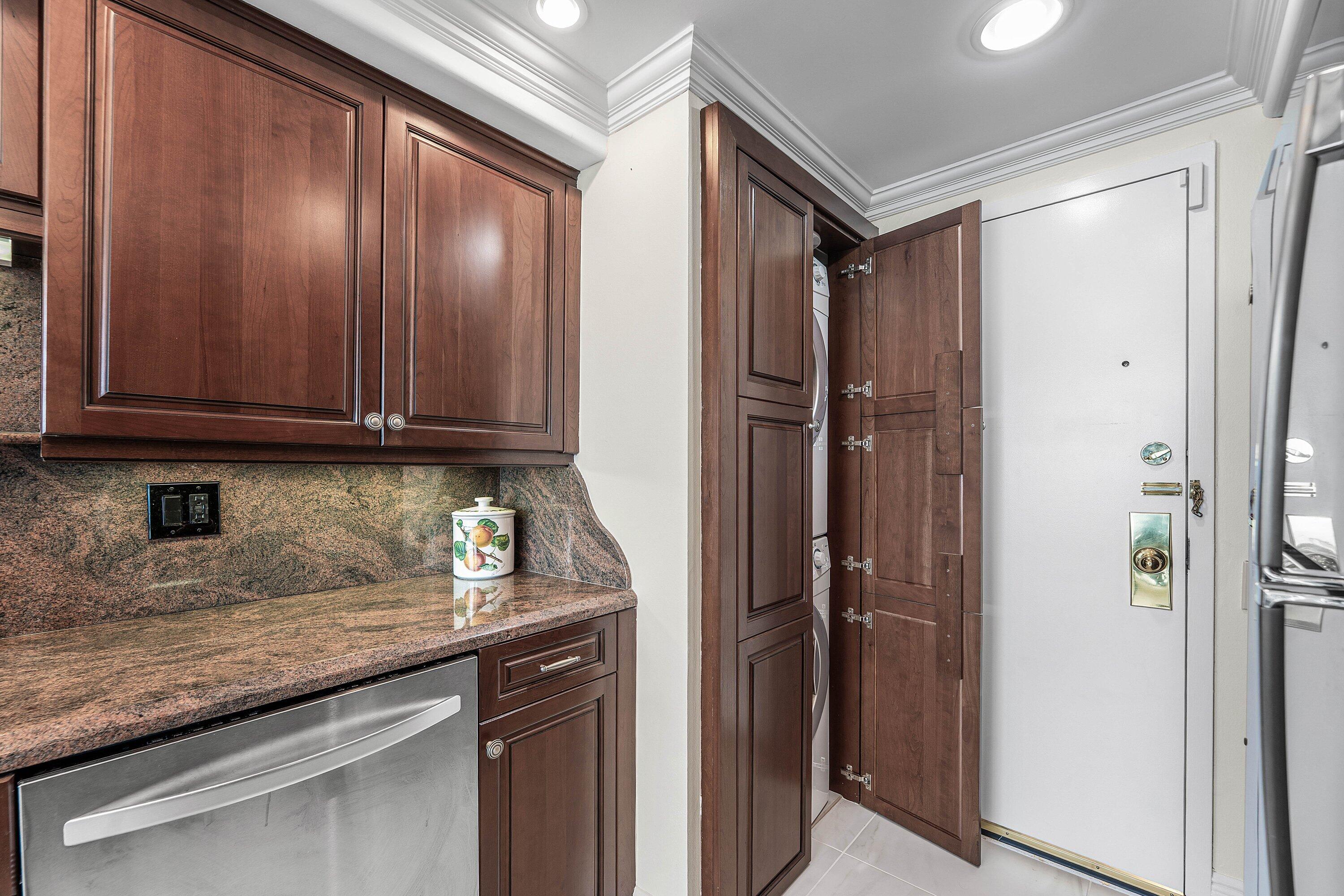 250 S OCEAN #8F, Boca Raton FL 33432