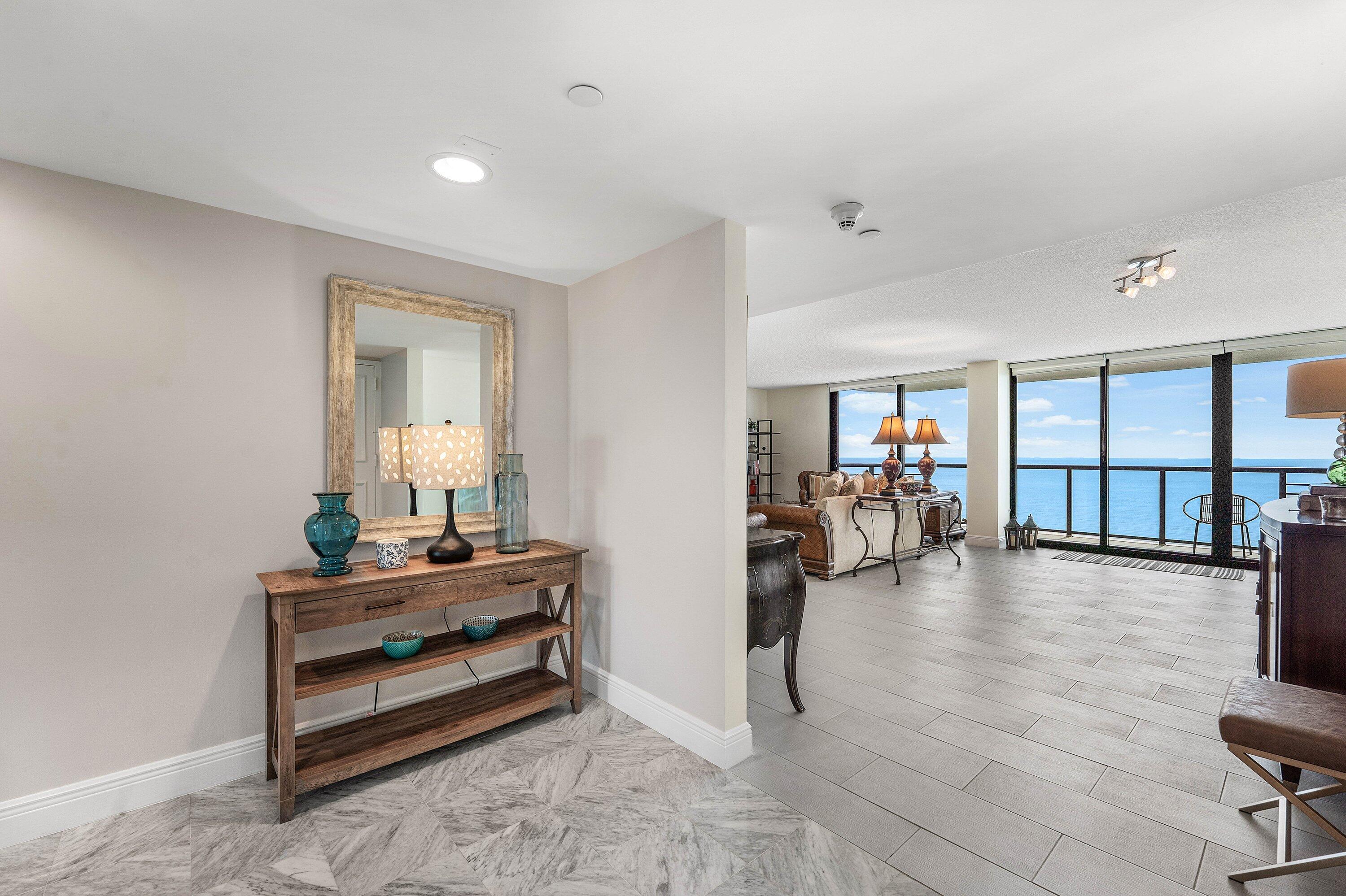 250 S OCEAN #8F, Boca Raton FL 33432