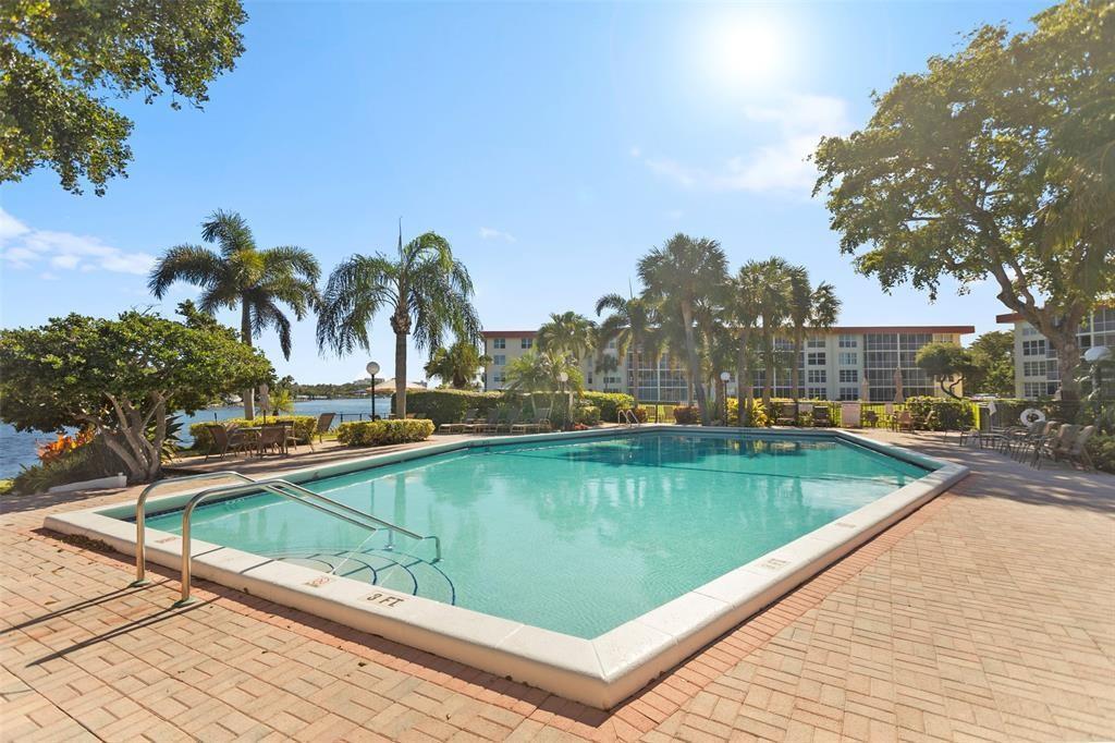 3100 NE 48th #413, Lighthouse Point FL 33064