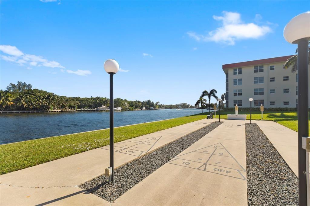 3100 NE 48th #413, Lighthouse Point FL 33064
