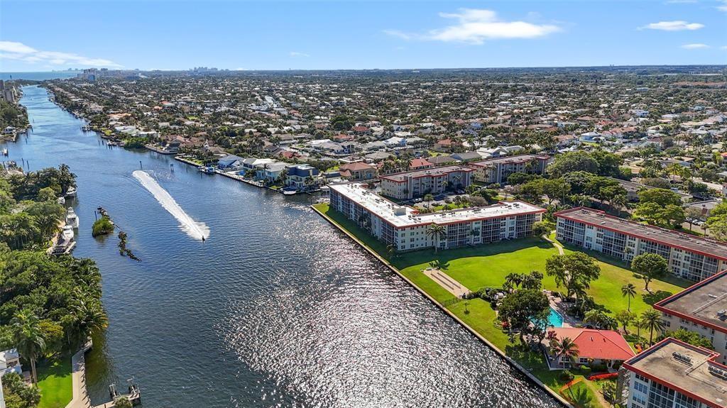 3100 NE 48th #413, Lighthouse Point FL 33064