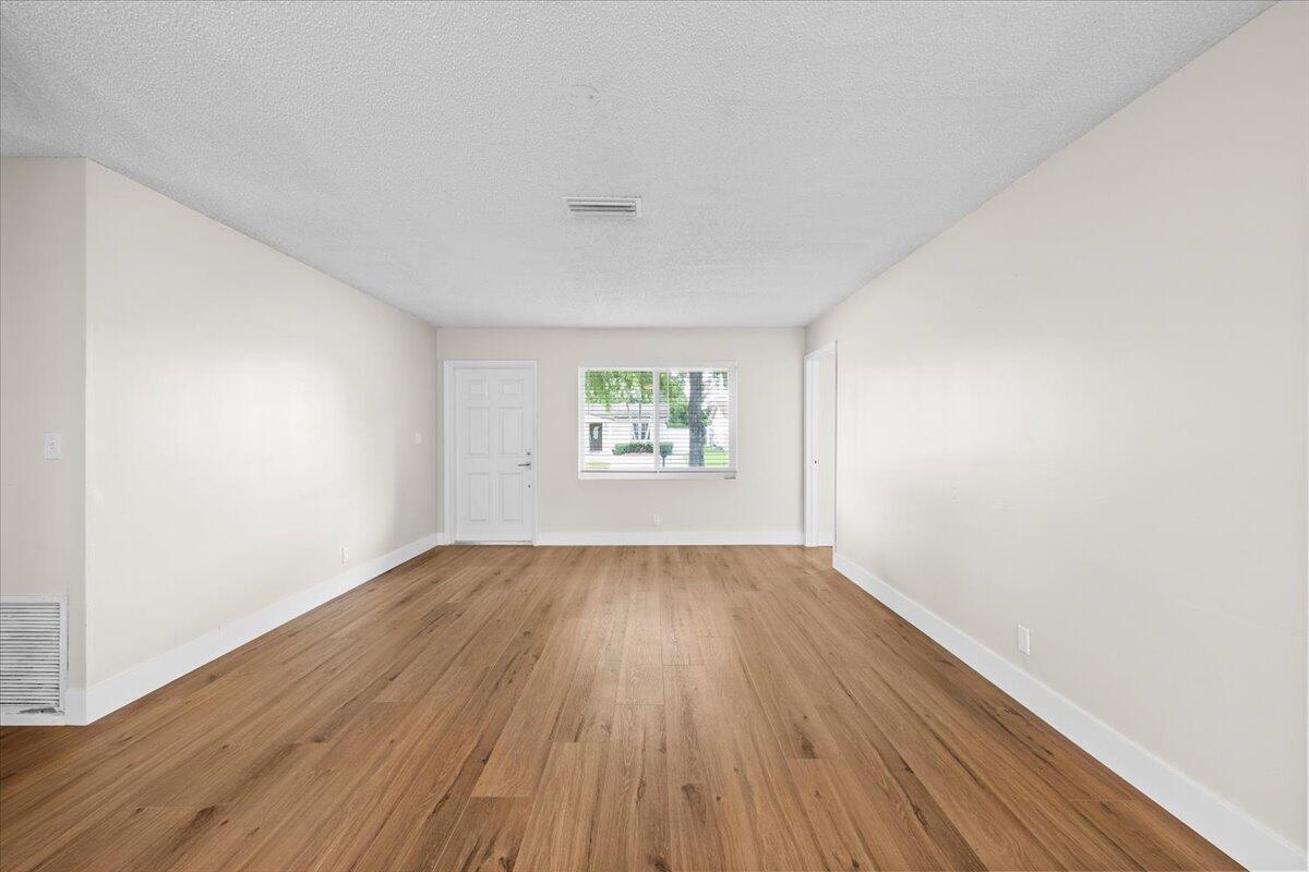 7712 SW 7TH, North Lauderdale FL 33068