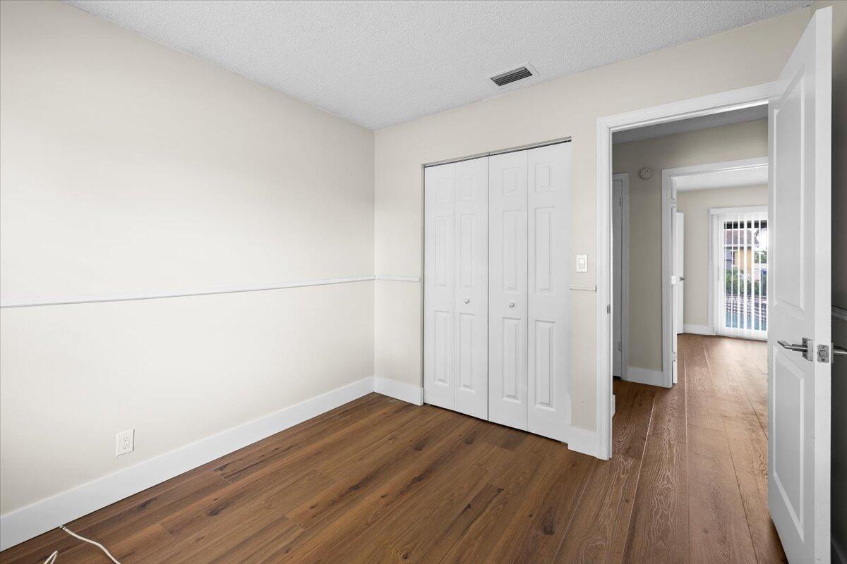 7712 SW 7TH, North Lauderdale FL 33068