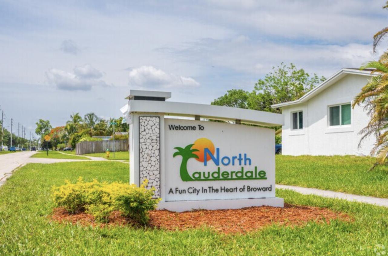 7712 SW 7TH, North Lauderdale FL 33068