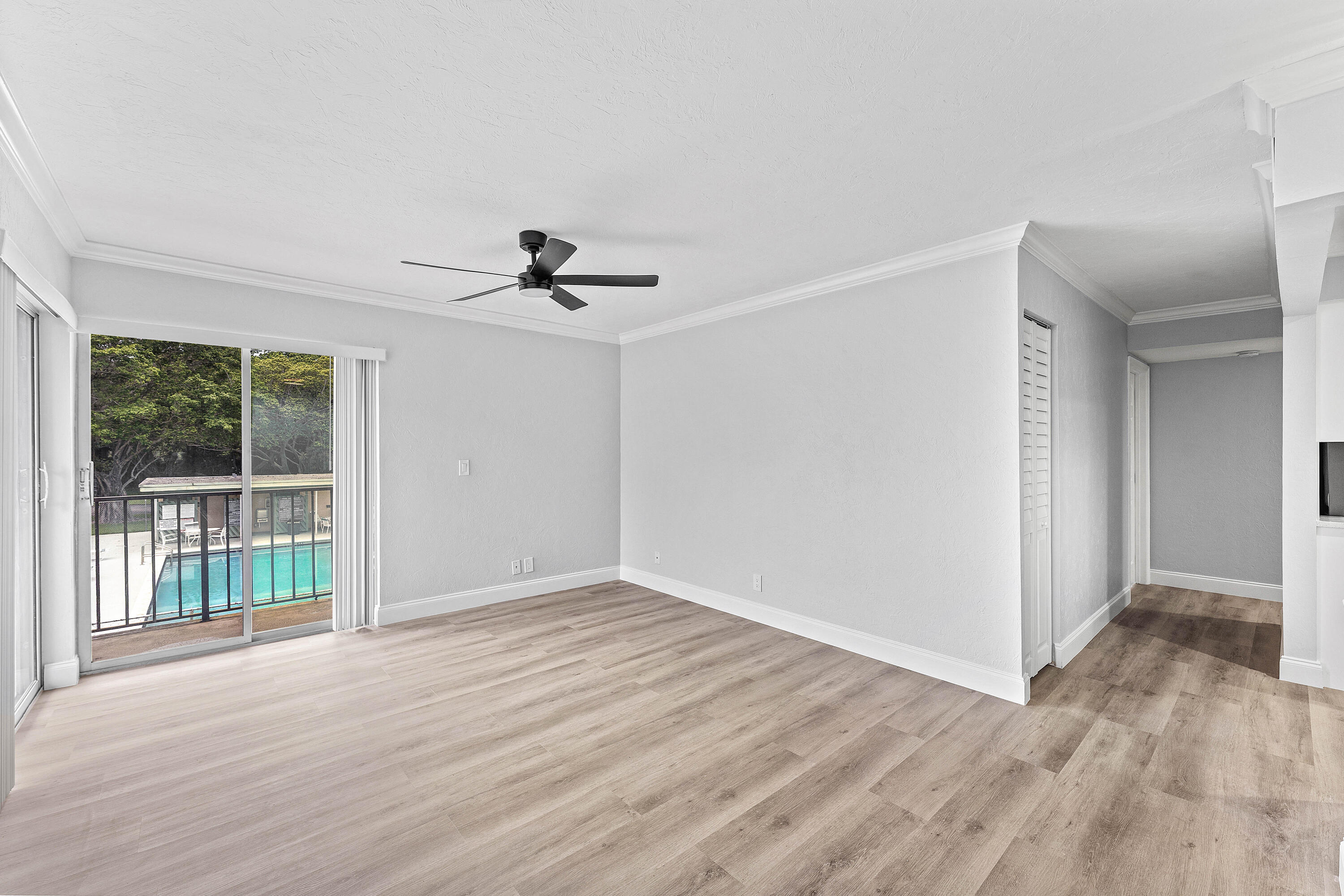 1866 Fairview Villas #3, Palm Springs FL 33406