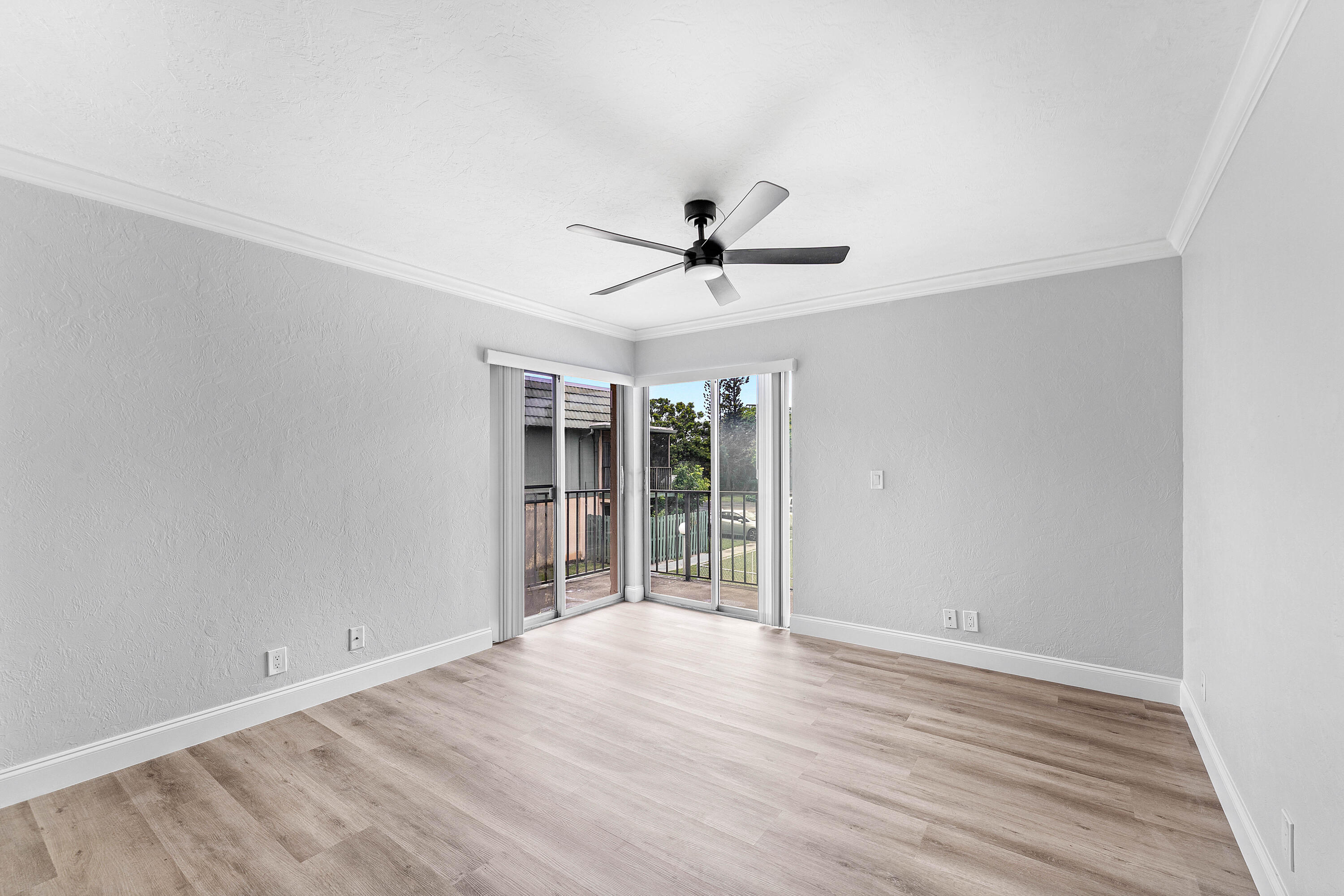 1866 Fairview Villas #3, Palm Springs FL 33406