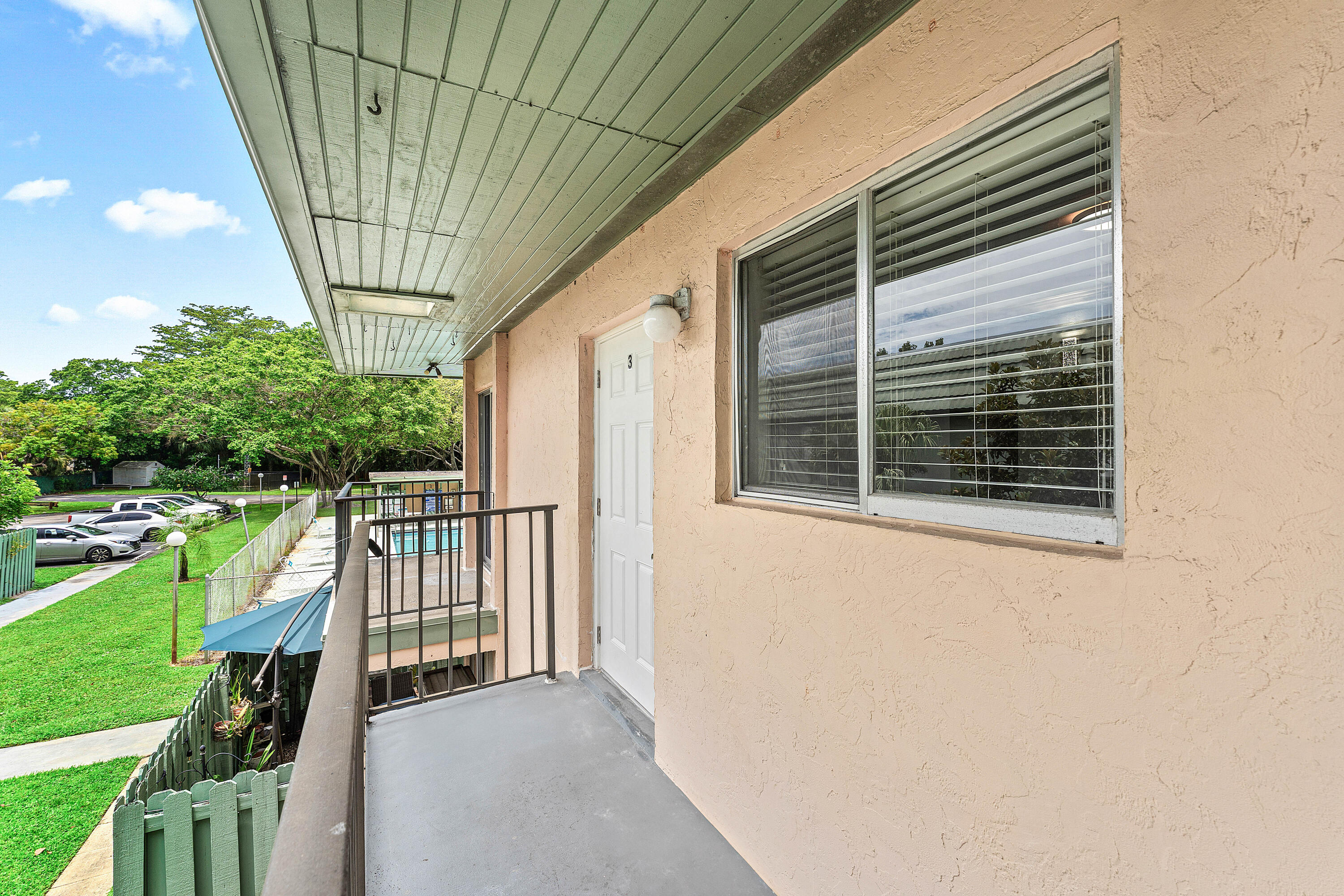 1866 Fairview Villas #3, Palm Springs FL 33406