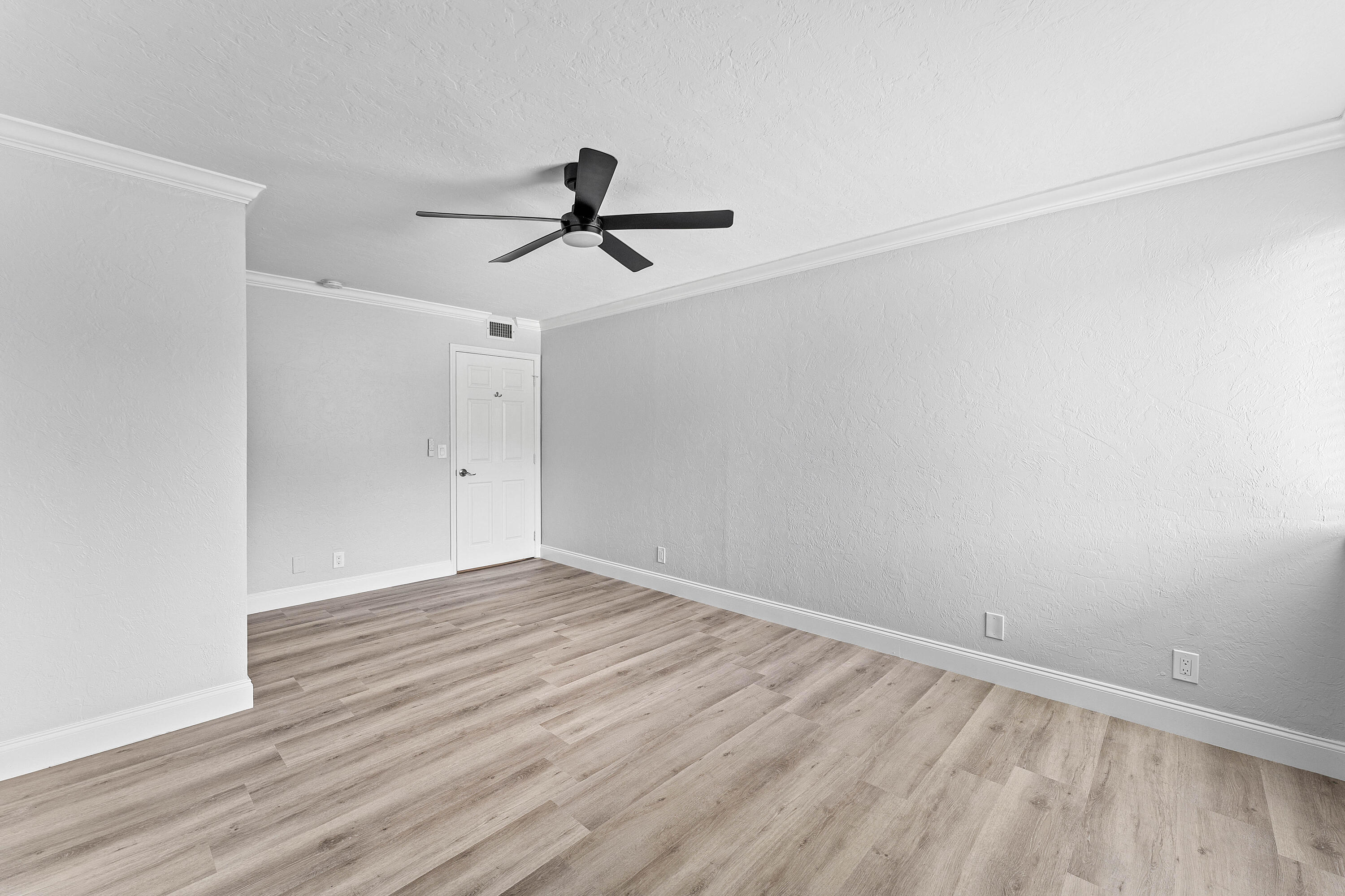 1866 Fairview Villas #3, Palm Springs FL 33406
