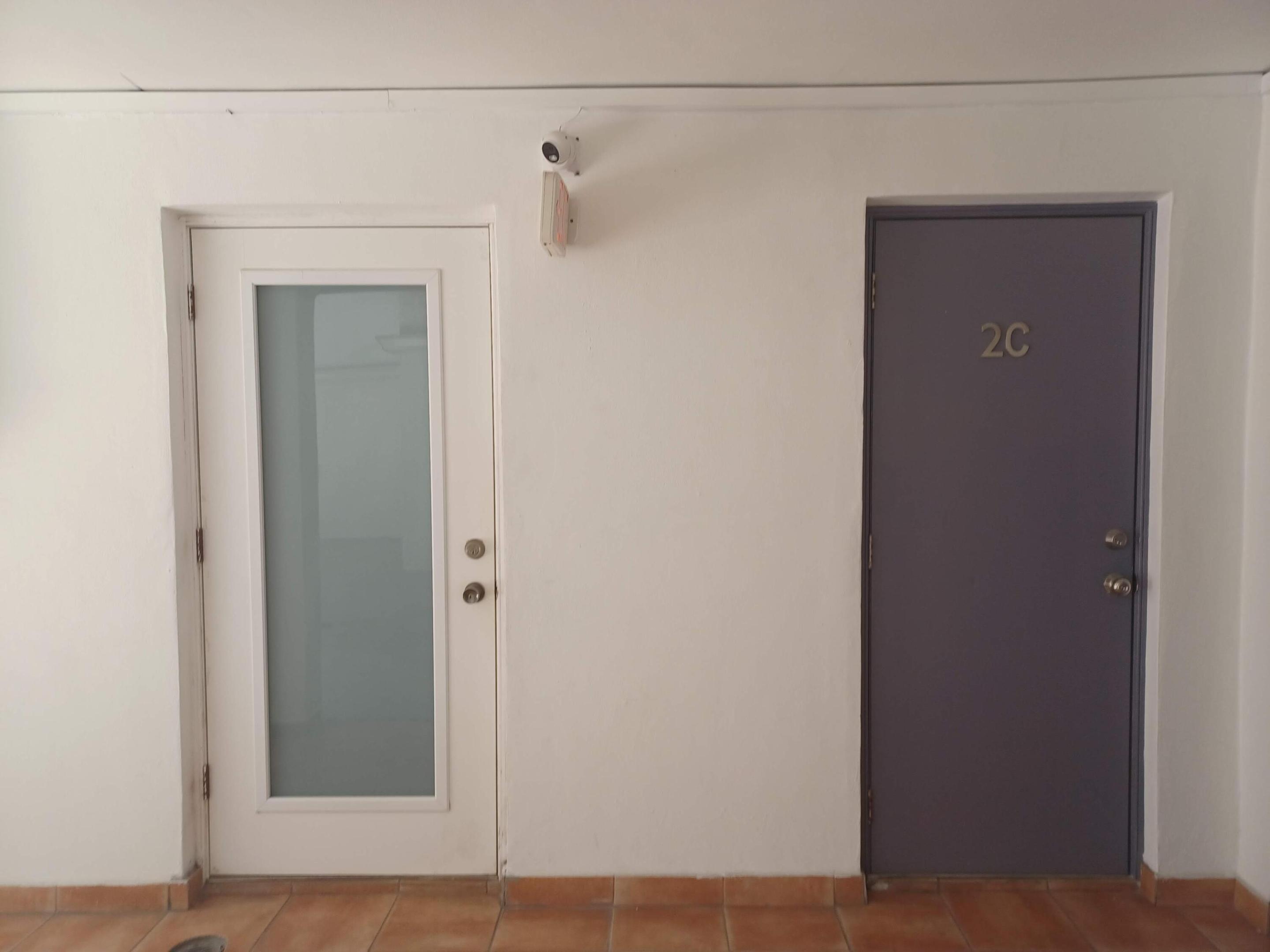 8001 N CRESPI #2C, Miami Beach FL 33141