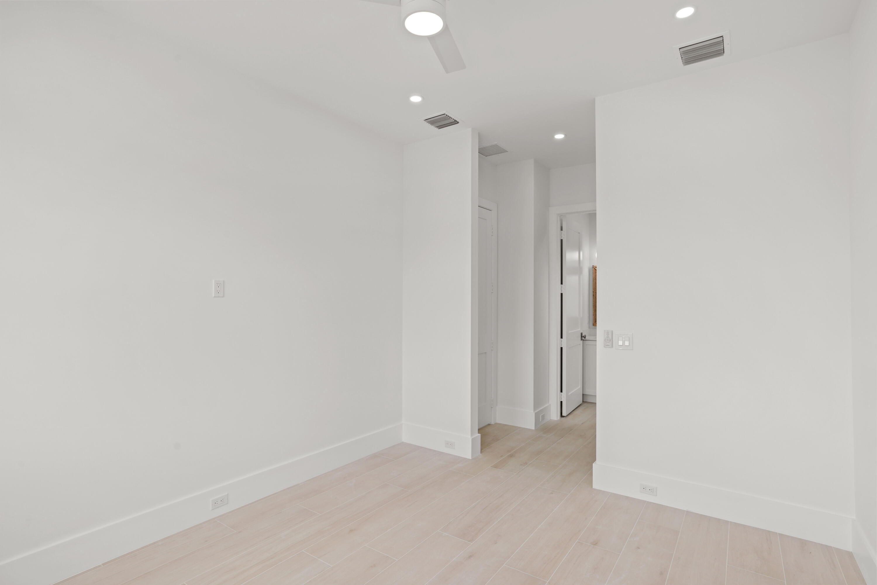 533 Driftwood, North Palm Beach FL 33408