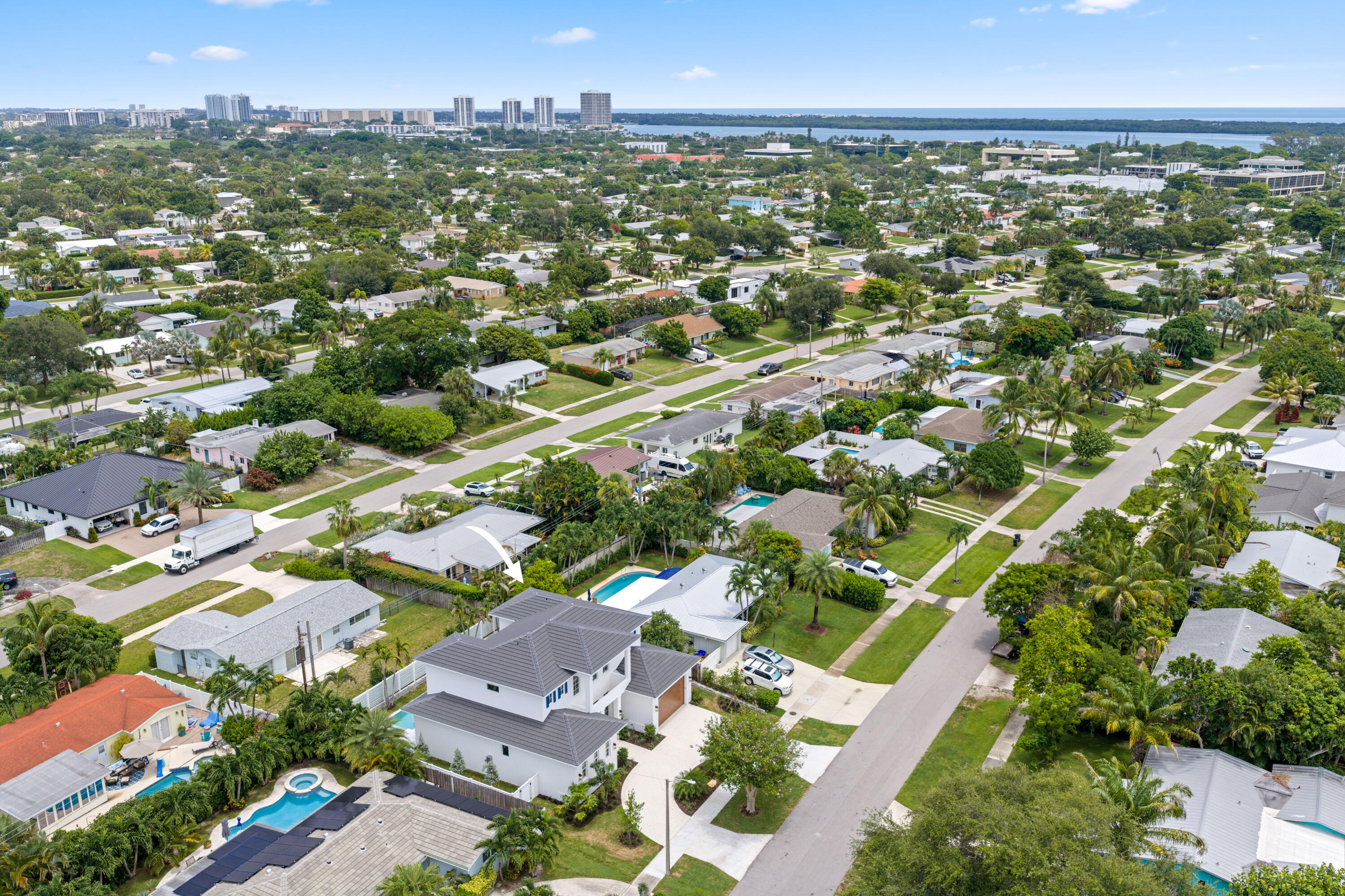 533 Driftwood, North Palm Beach FL 33408
