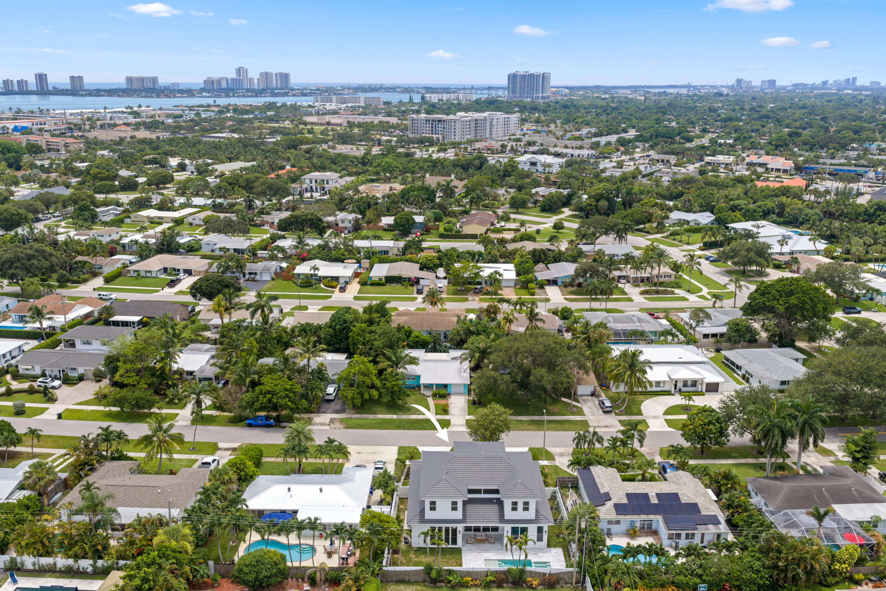 533 Driftwood, North Palm Beach FL 33408