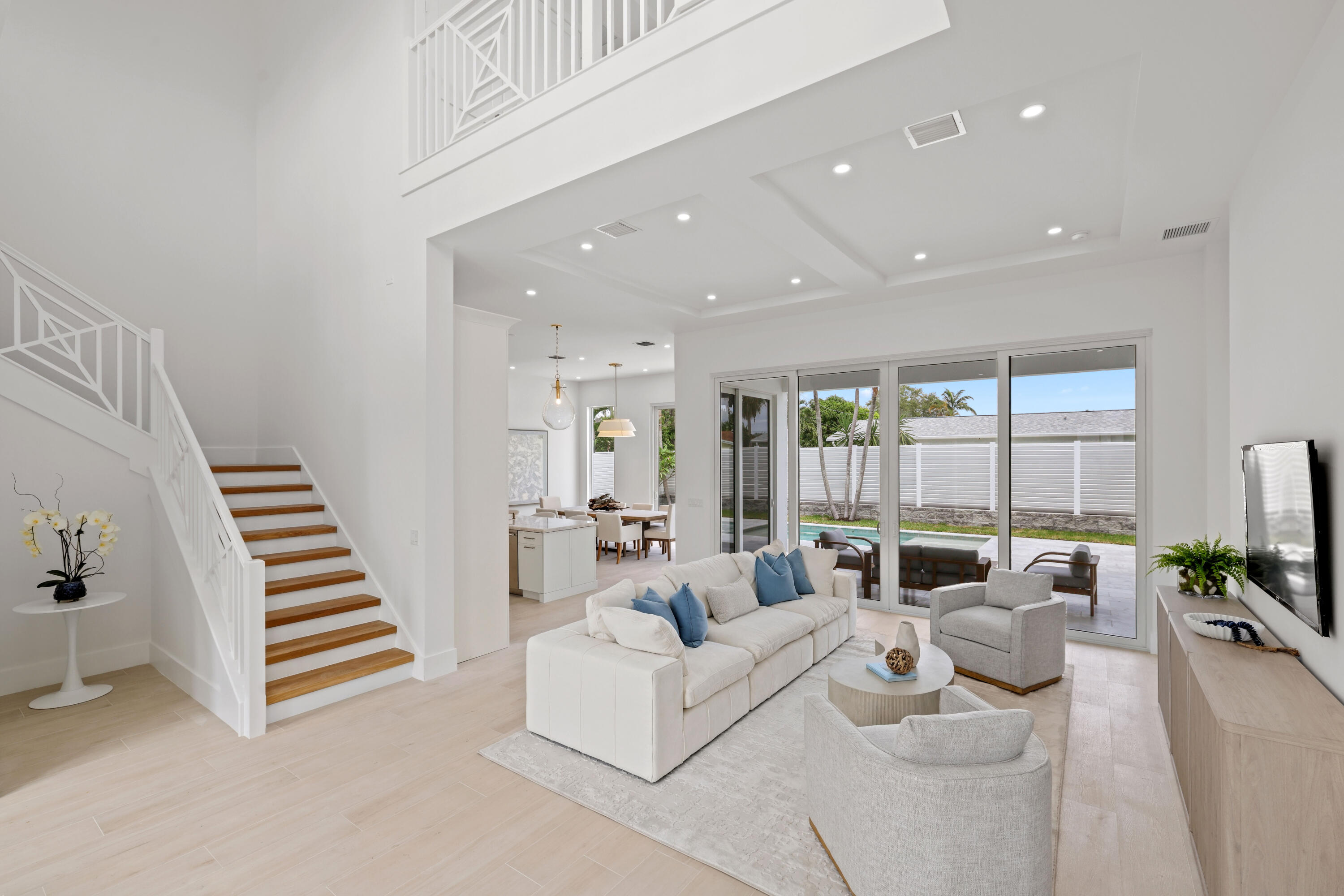 533 Driftwood, North Palm Beach FL 33408