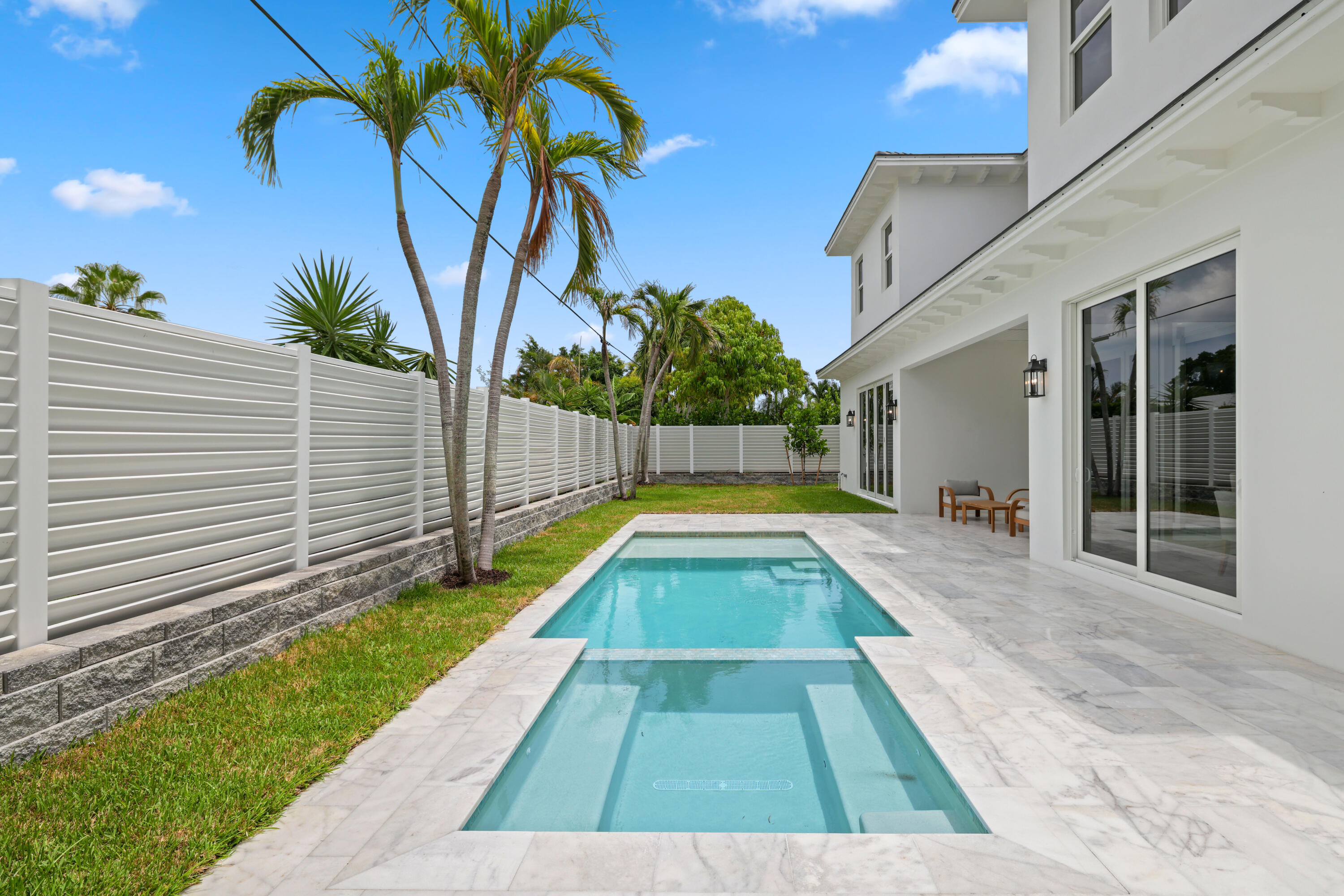 533 Driftwood, North Palm Beach FL 33408