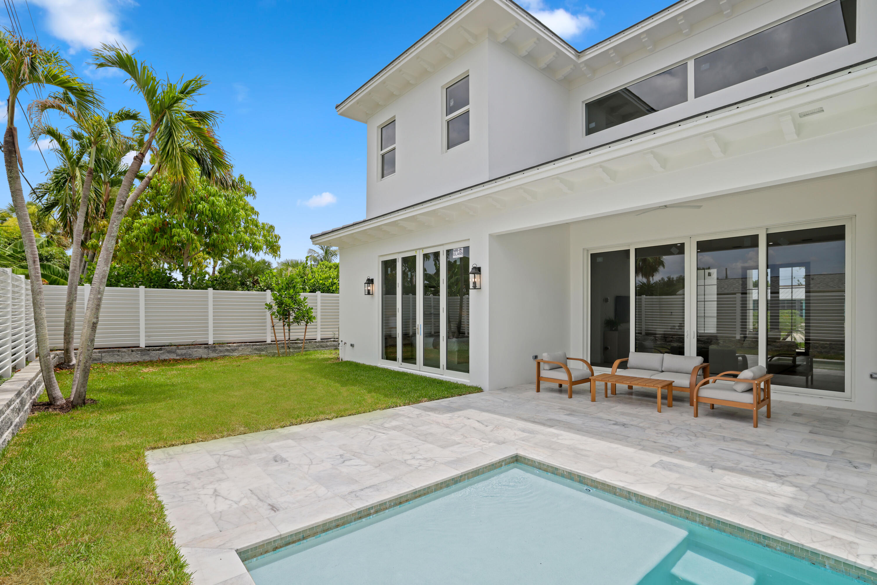 533 Driftwood, North Palm Beach FL 33408