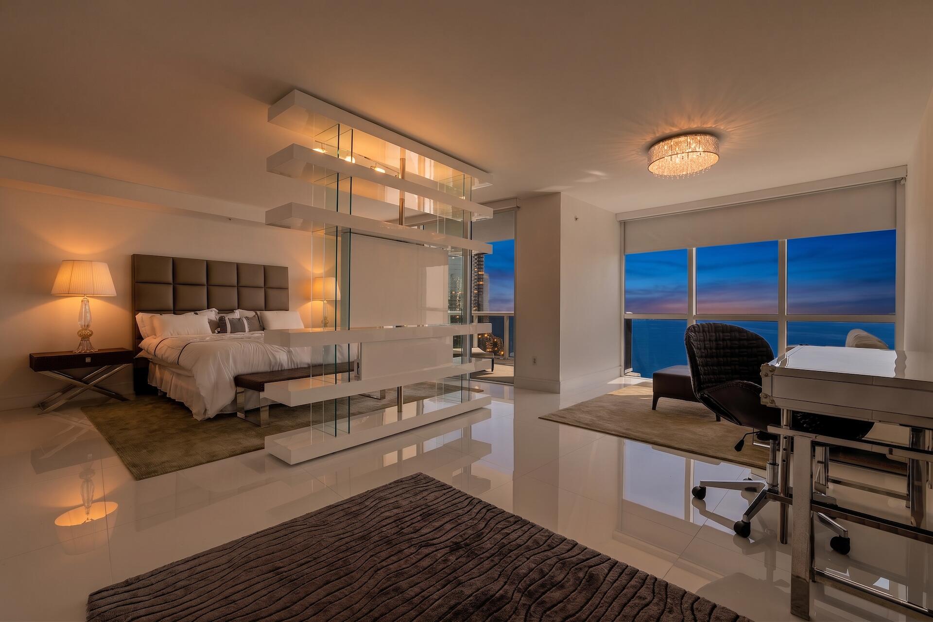 18201 Collins #PH 5109, Sunny Isles Beach FL 33160